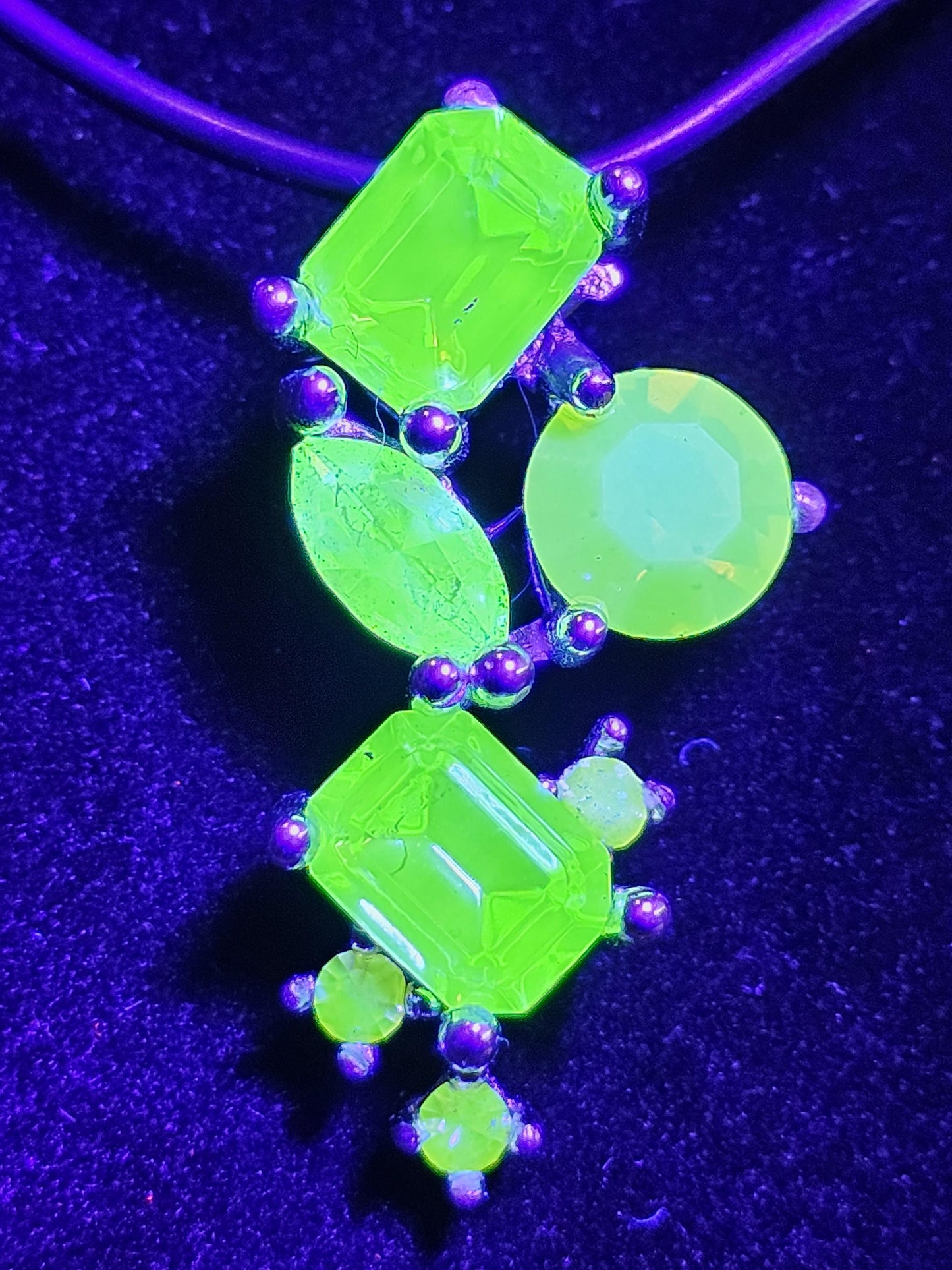 Uranium Glass Pendant in new Sterling Silver READ DESCRIPTION with multiple vintage Uranium glass stones that glows under black / UV light