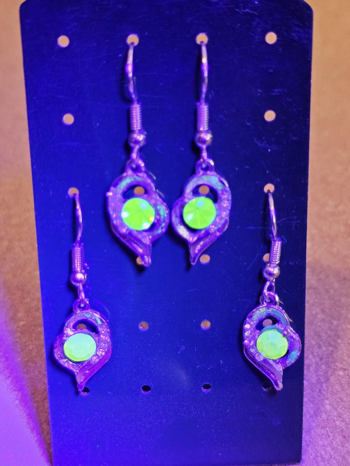 Uranium Glass Earrings new Silver plateing with Vintage Round cut 5 mm Uranium Glass stones Green or Yellow that glow under black/UV light
