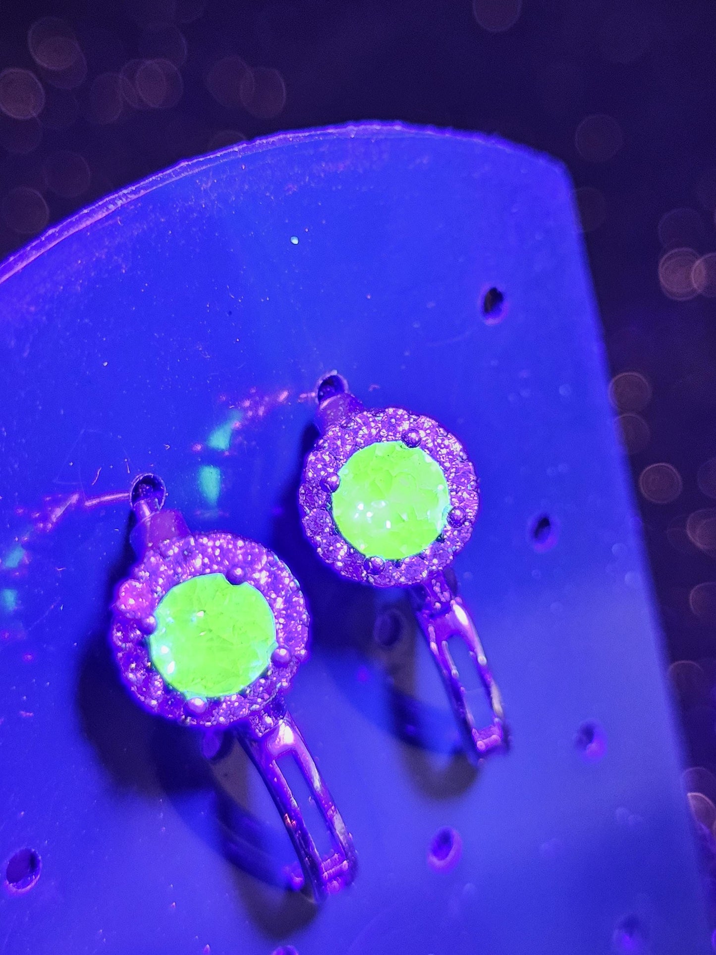Uranium Glass Earrings READ DESCRIPTION with 5 mm Vintage round cut Uranium Glass stones that glow under black/UV light