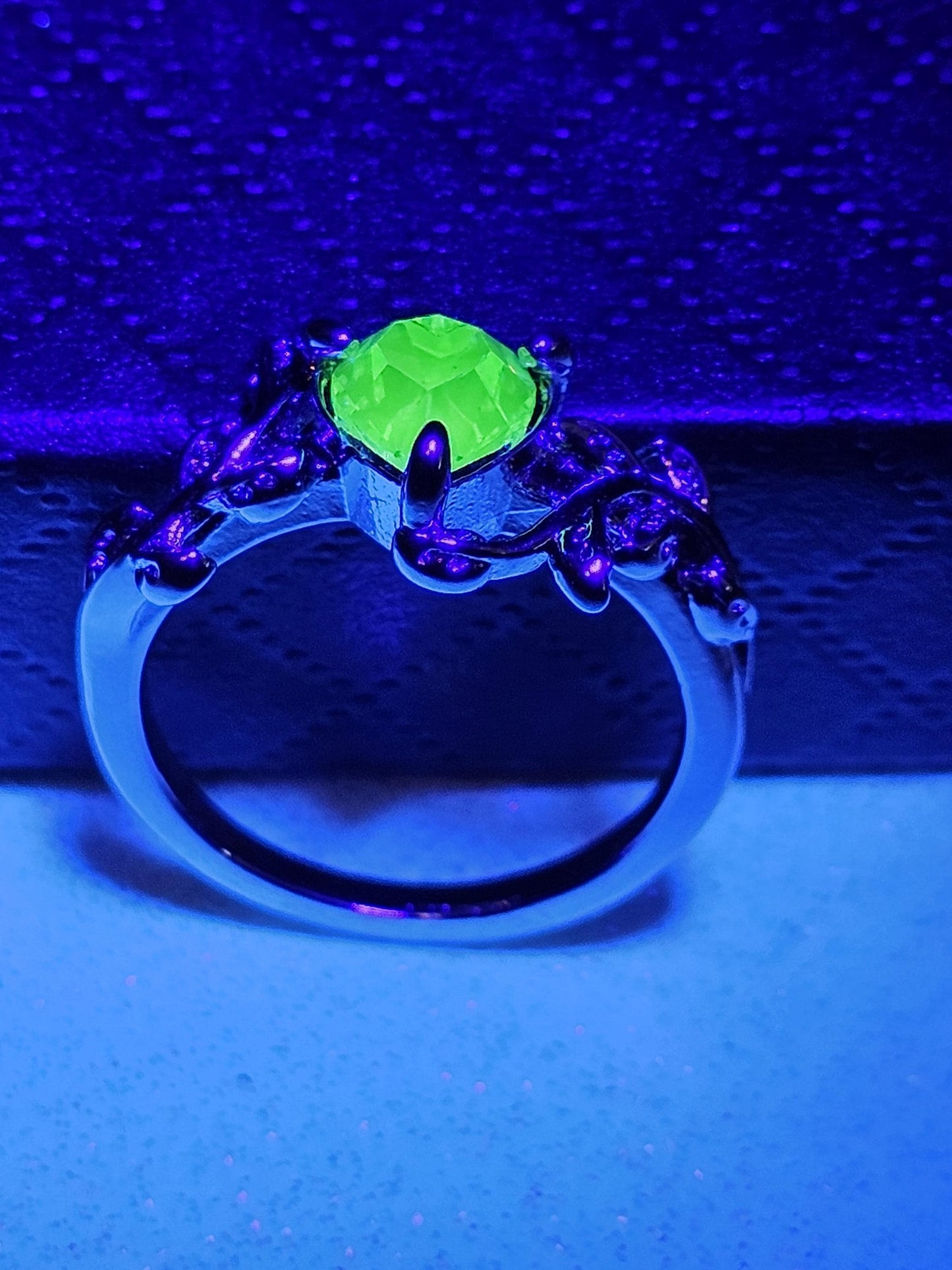 Uranium Glass Heart cut Ring in size 6 or 10 new Silver plated with a vintage Uranium glass stone that glows under black/UV light