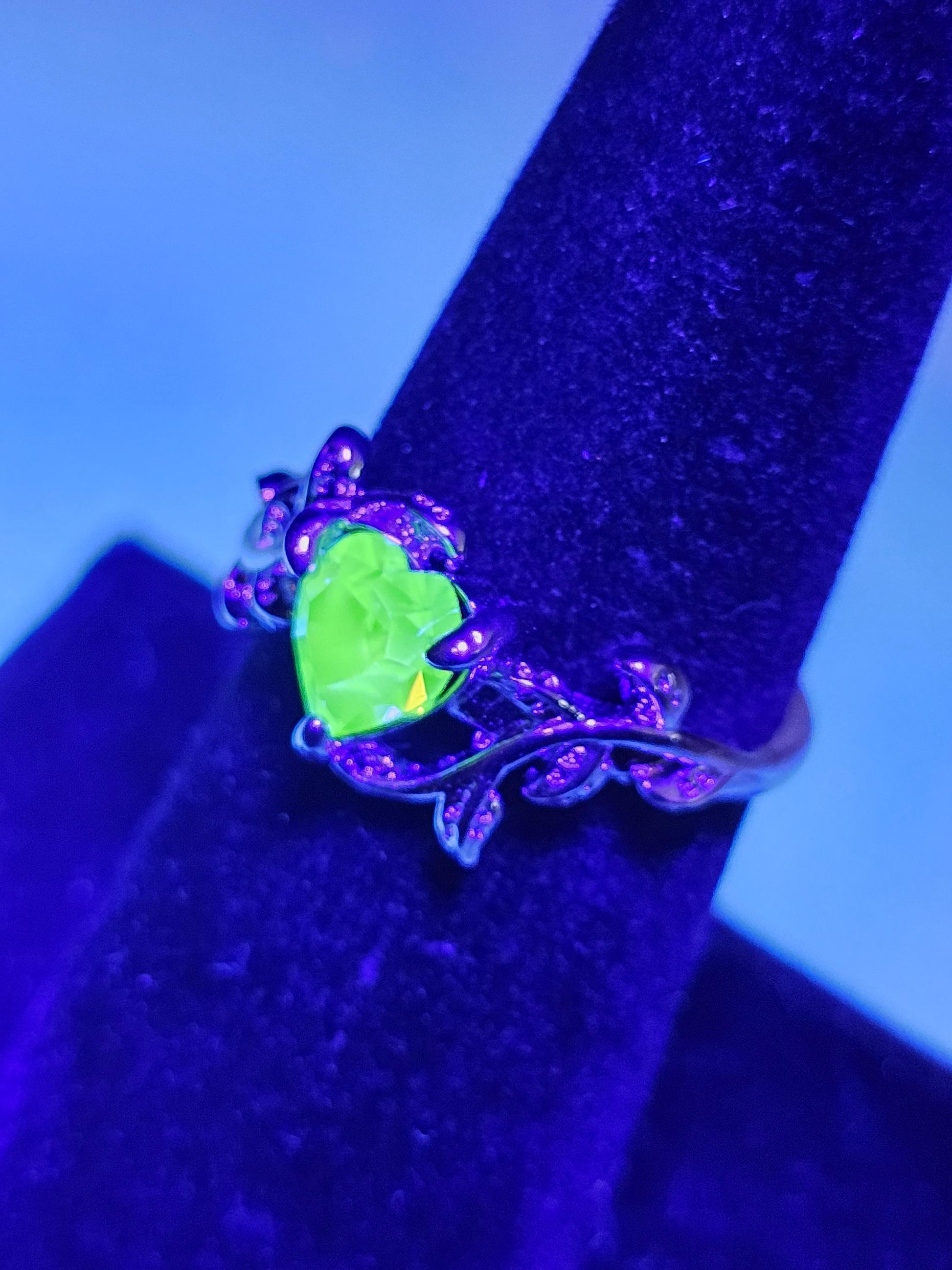 Uranium Glass Heart cut Ring in size 6 or 10 new Silver plated with a vintage Uranium glass stone that glows under black/UV light