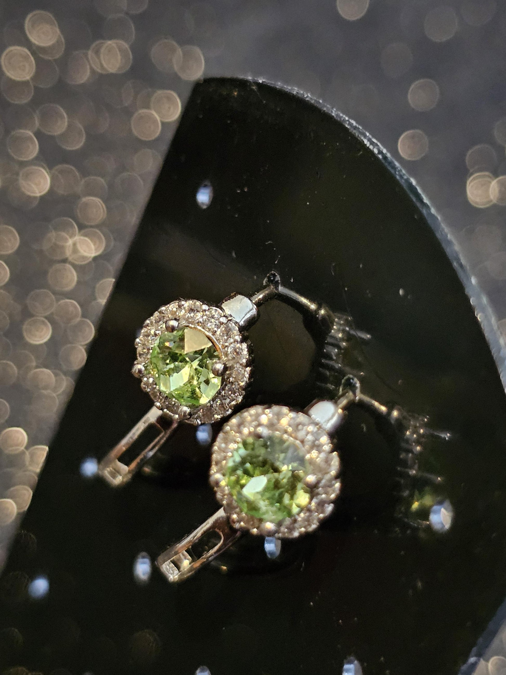Uranium Glass Earrings READ DESCRIPTION with 5 mm Vintage round cut Uranium Glass stones that glow under black/UV light