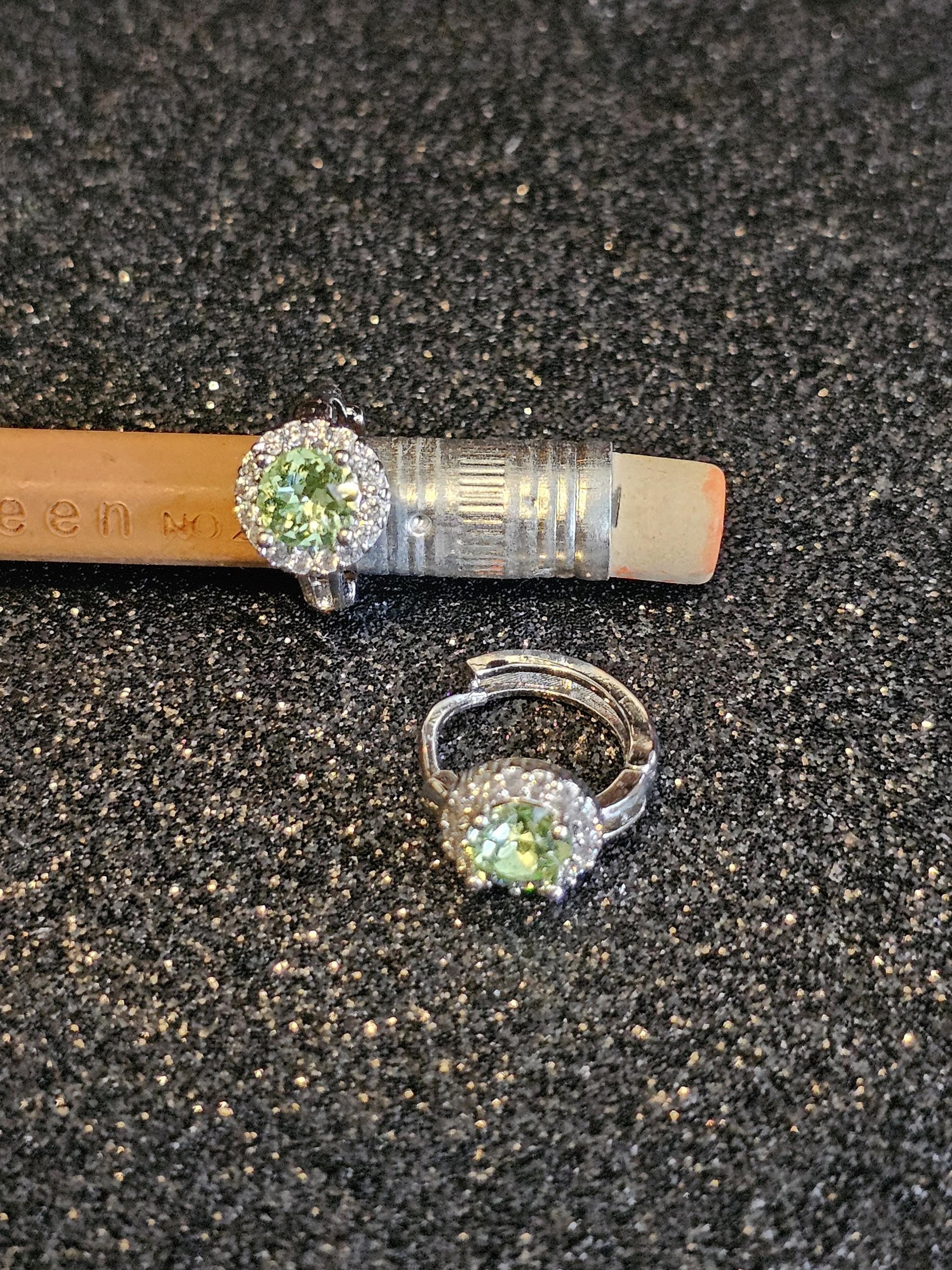 Uranium Glass Earrings READ DESCRIPTION with 5 mm Vintage round cut Uranium Glass stones that glow under black/UV light