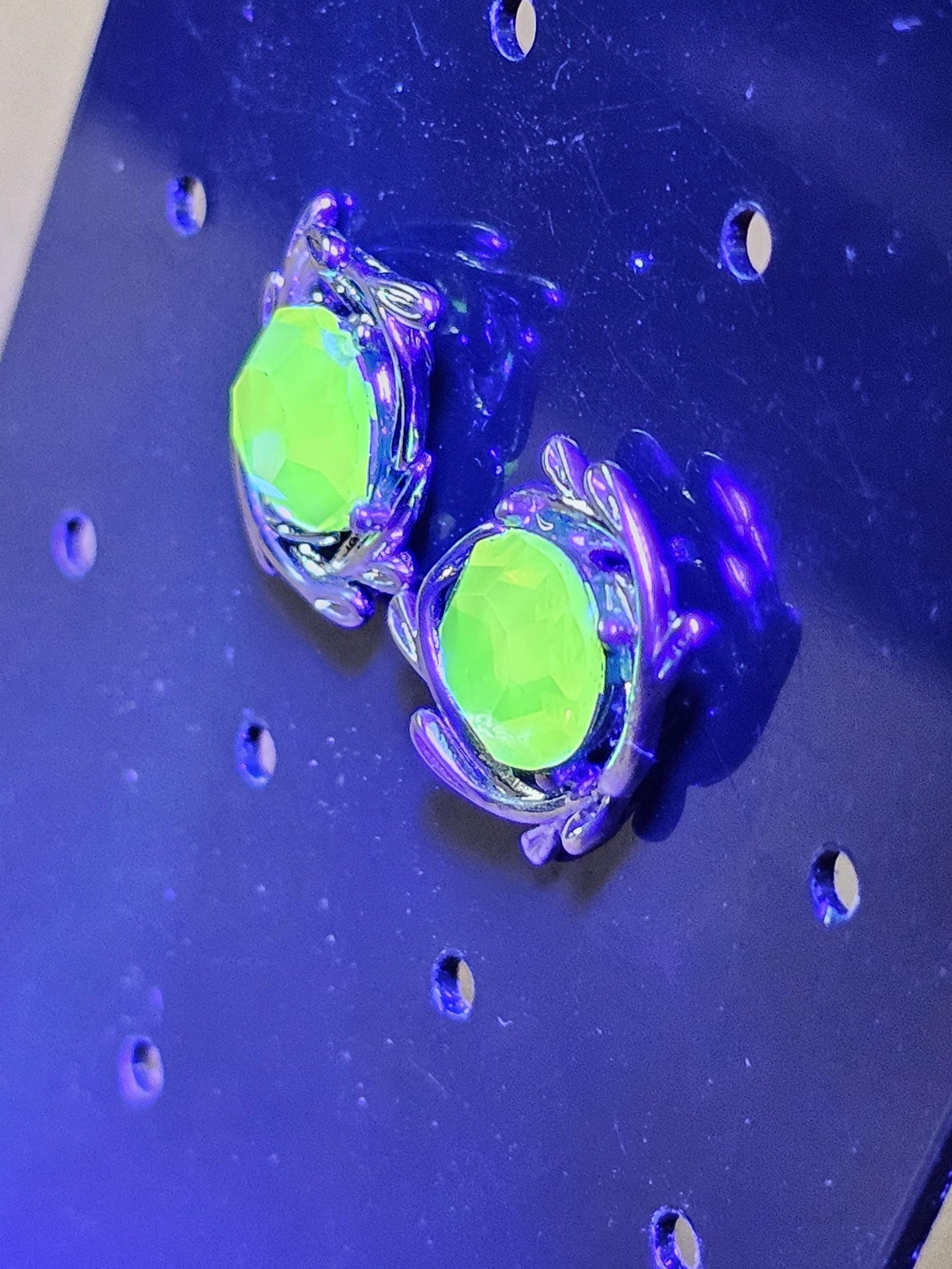 Uranium Glass Earrings in new Sterling Silver with Vintage 6mm Round cut rare Pink Uranium Glass stones that glow under black/UV light