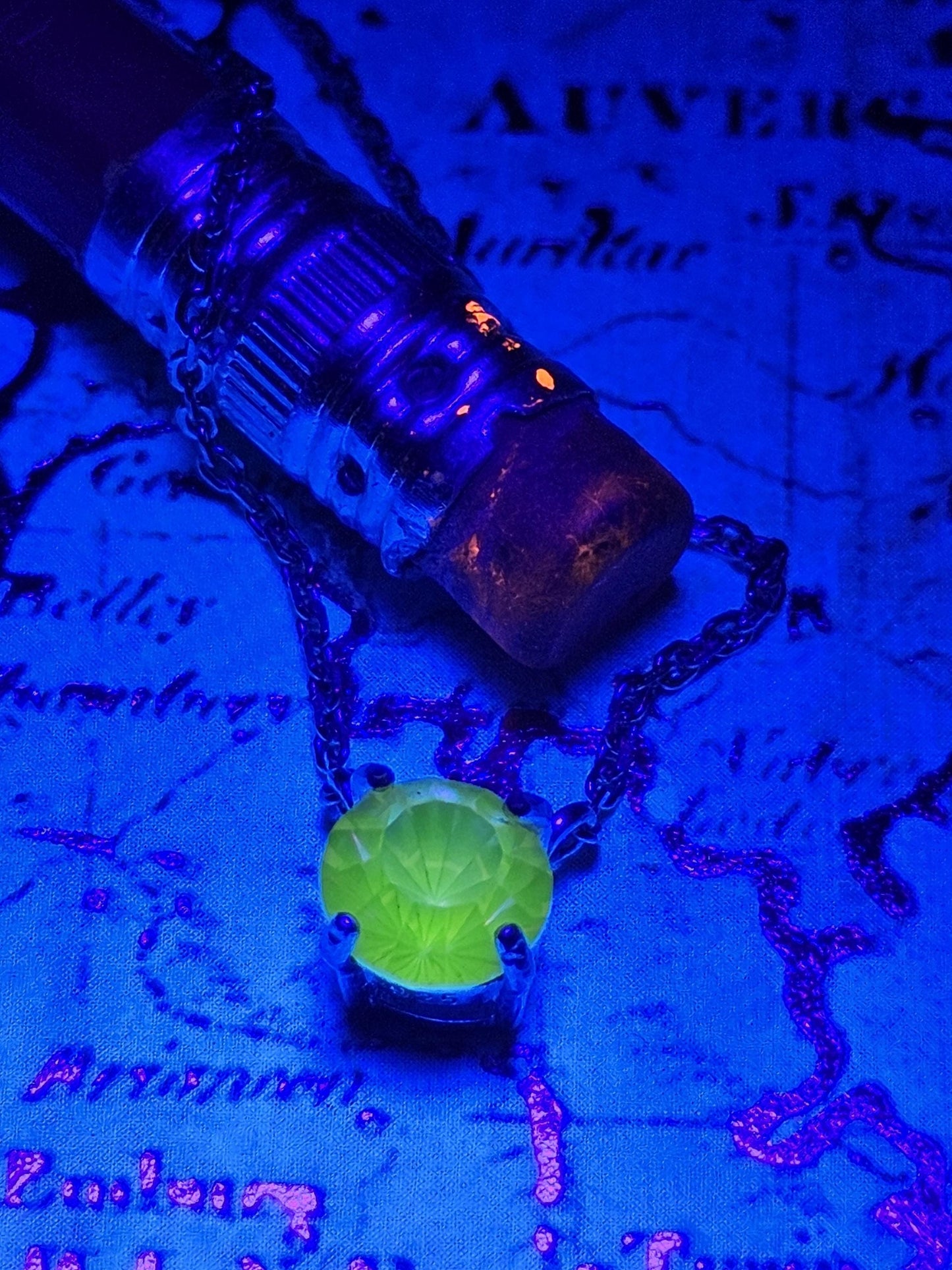 Uranium Glass Pendant w/chain new Sterling Silver with vintage rare Pink 6 mm Round cut Uranium Glass stone that glows under black/UV light