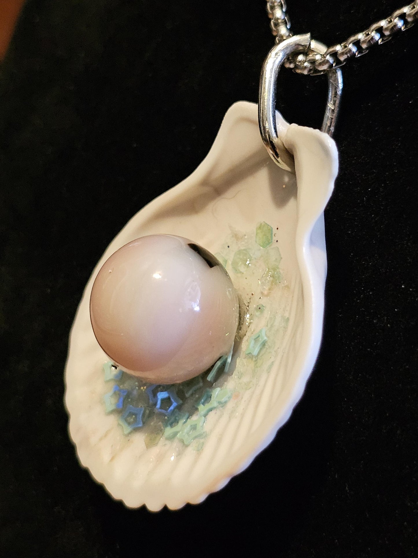 Uranium Glass Pendant "Pearl" in Shell with Stainless Steel chain and a vintage 15 mm Uranium Glass Marble that glows under black / UV light