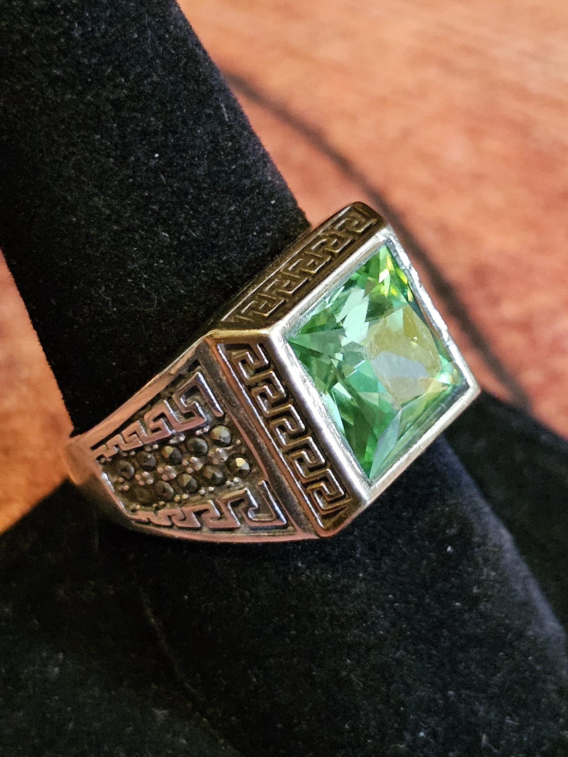 Uranium Glass Men's Ring new Sterling Silver Adjustable with 10x10 mm vintage Uranium glass Square cut stone glows under black / UV light