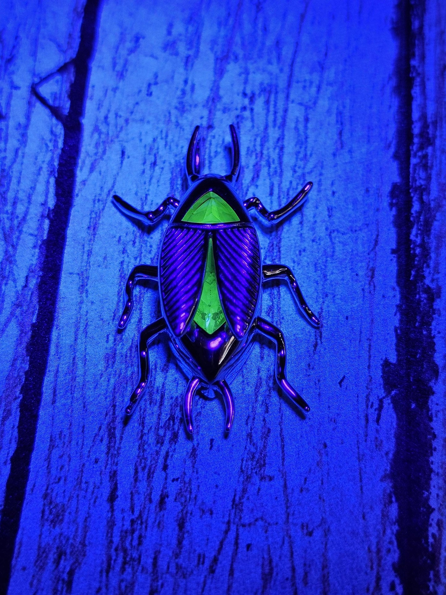 Uranium Glass Pendant in new Sterling Silver "Fallout" Radroach design with Vintage Uranium Glass stone that glows under black / UV light