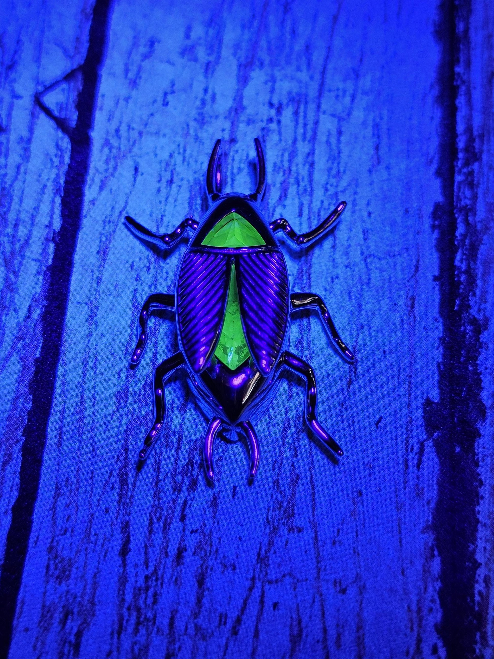 Uranium Glass Pendant in new Sterling Silver "Fallout" Radroach design with Vintage Uranium Glass stone that glows under black / UV light
