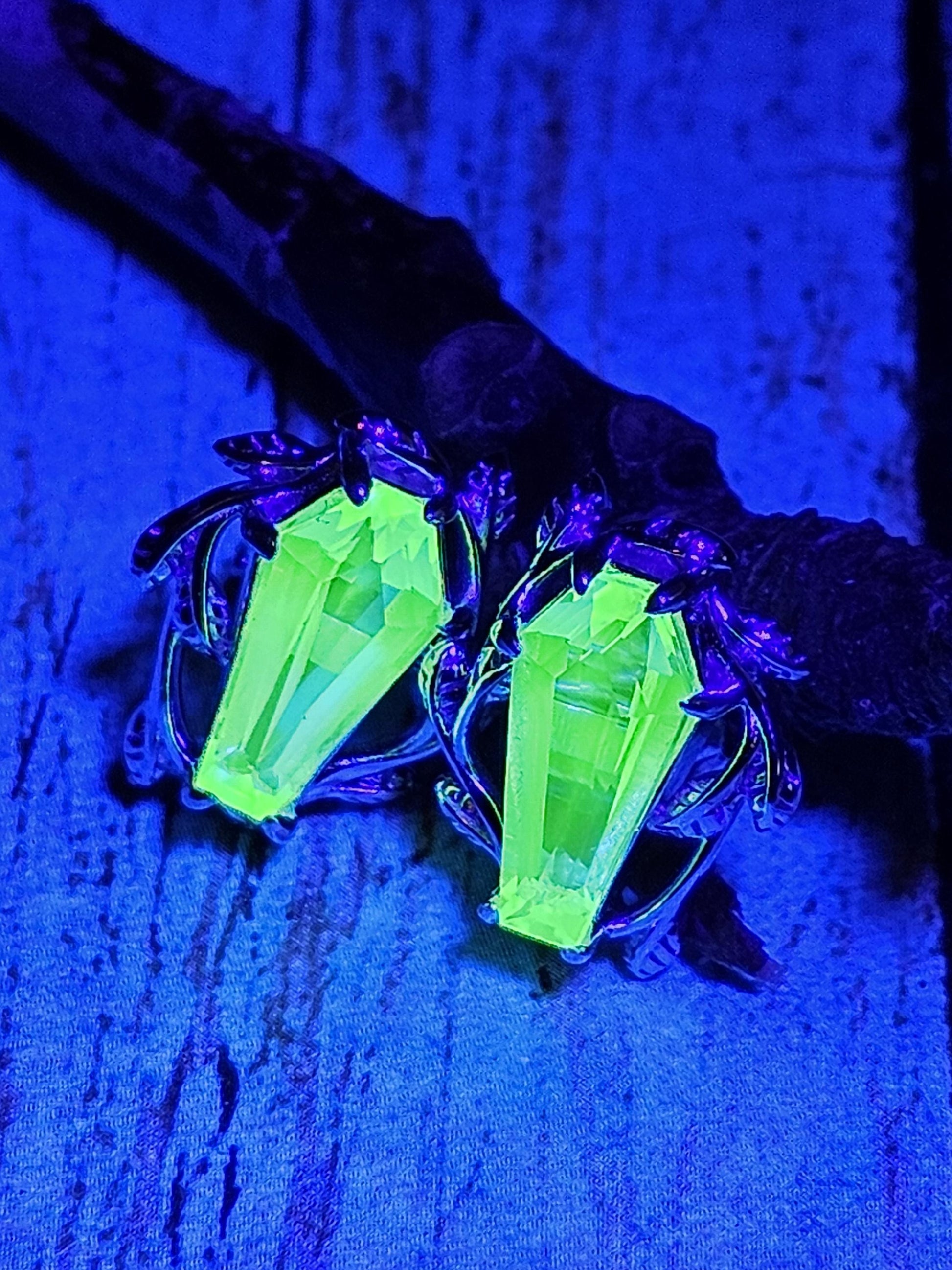 Uranium Glass Coffin cut Earrings in new Sterling Silver with Czech glass 10x5.5 mm Uranium Glass stones that glow under black/UV light