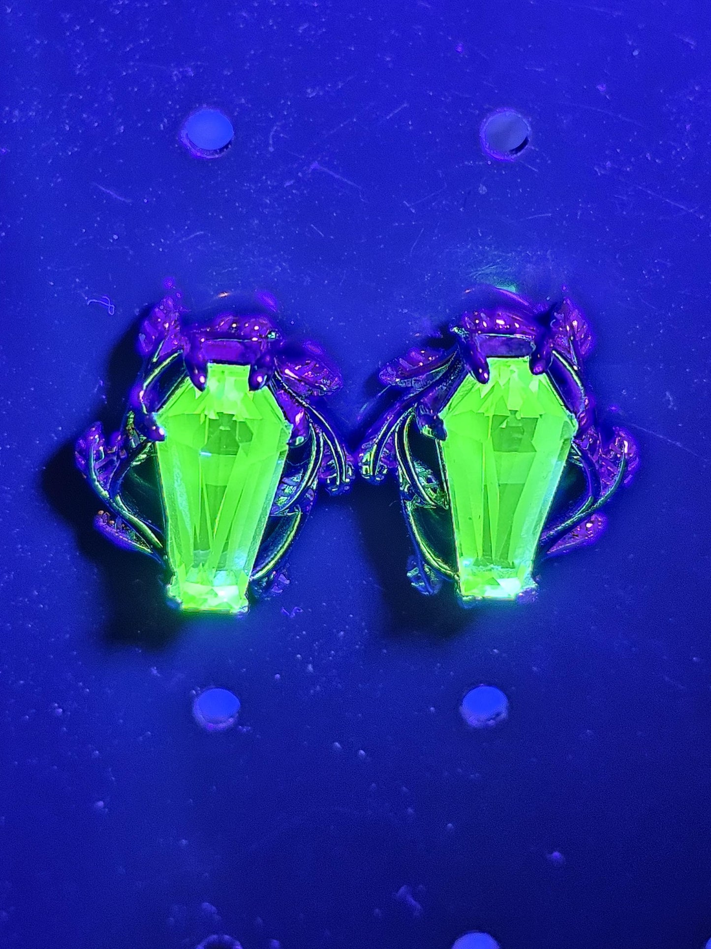 Uranium Glass Coffin cut Earrings in new Sterling Silver with Czech glass 10x5.5 mm Uranium Glass stones that glow under black/UV light