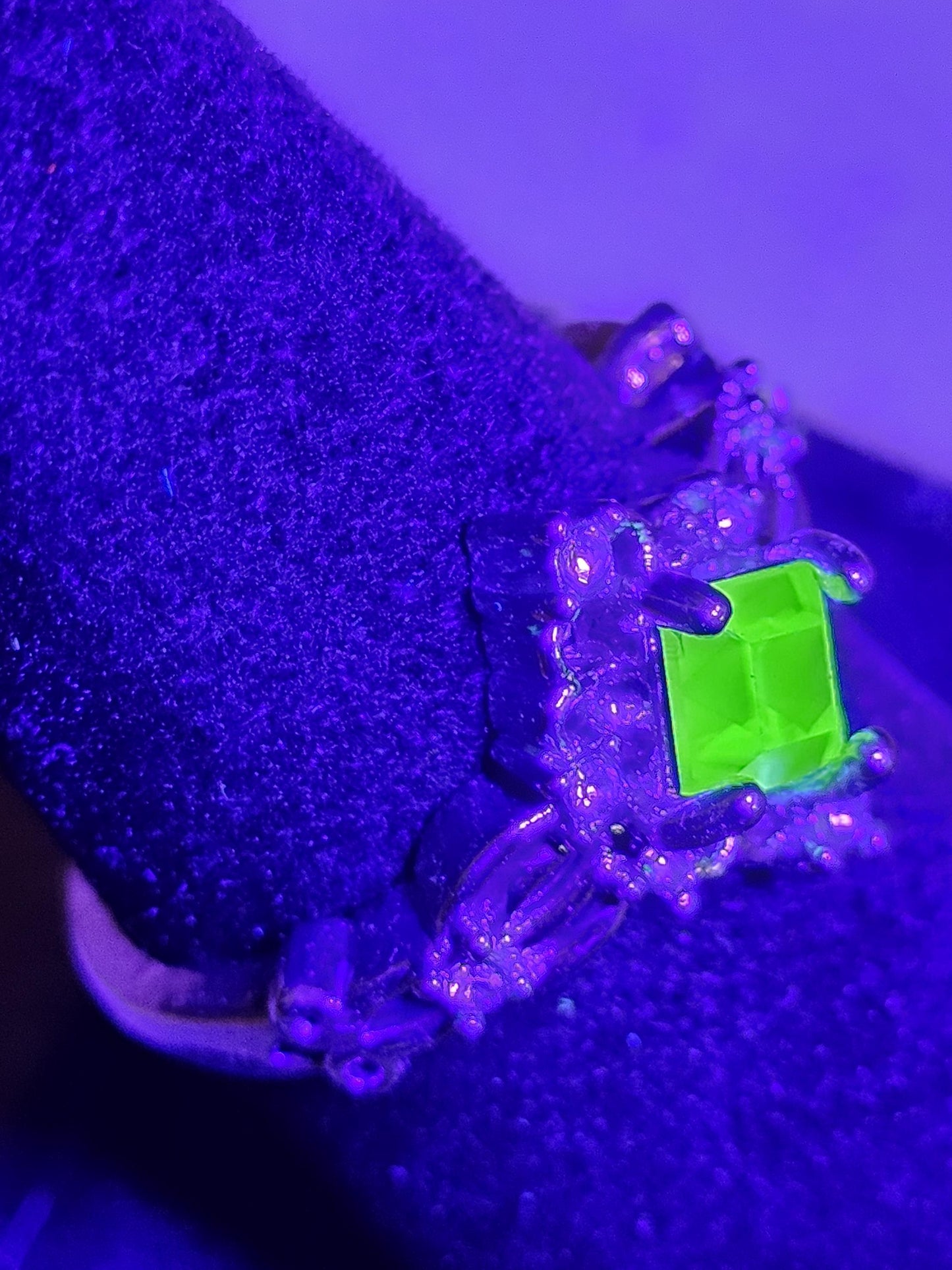 Uranium Glass Princess cut Ring READ DESCRIPTION size 5/6/7 new Sterling Silver vintage Uranium glass stone that glows under black/UV light