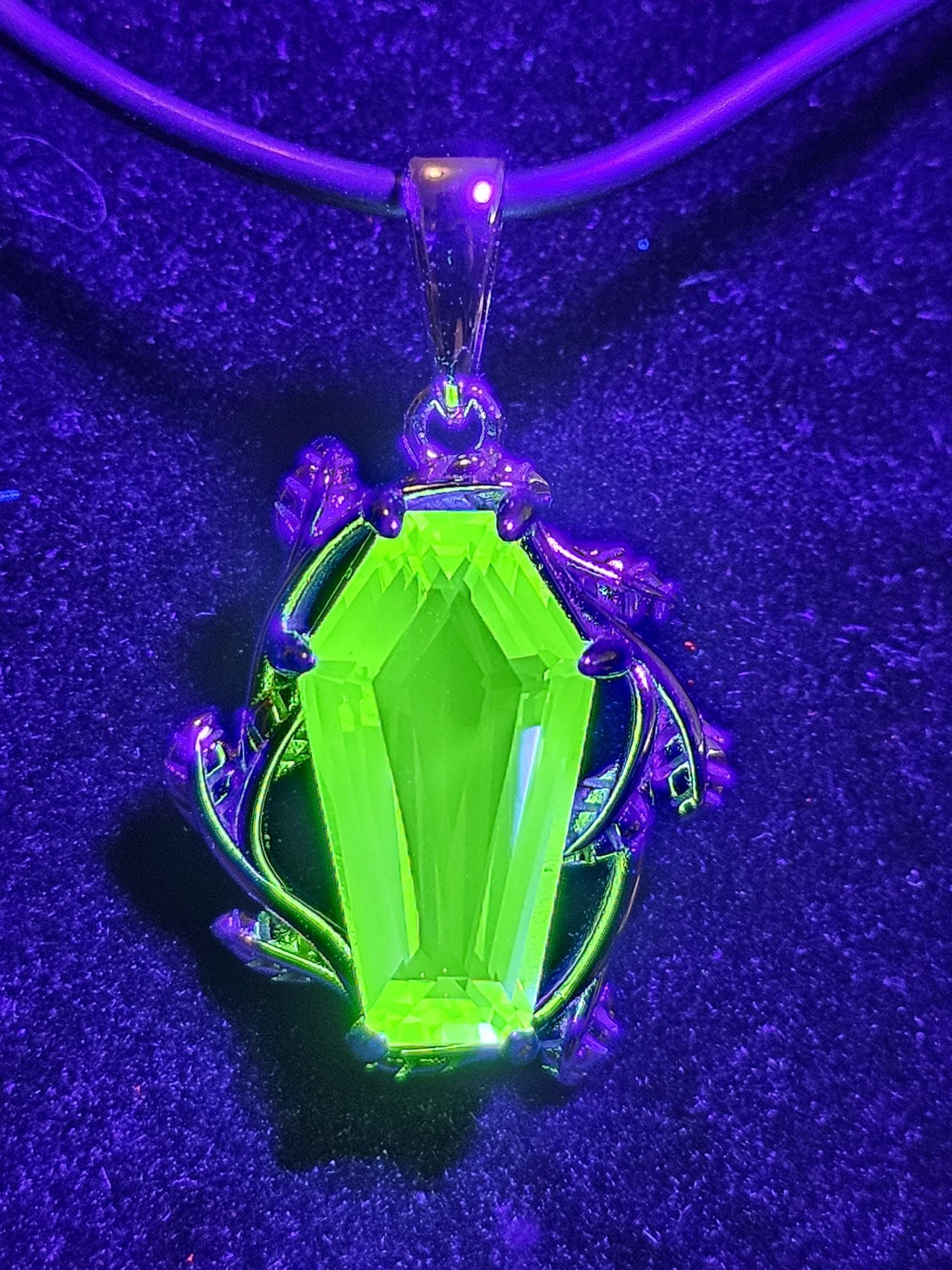 Uranium Glass Coffin cut Pendant in new Sterling Silver with Czech glass 14x8 mm Uranium Glass stone that glows under black / UV light