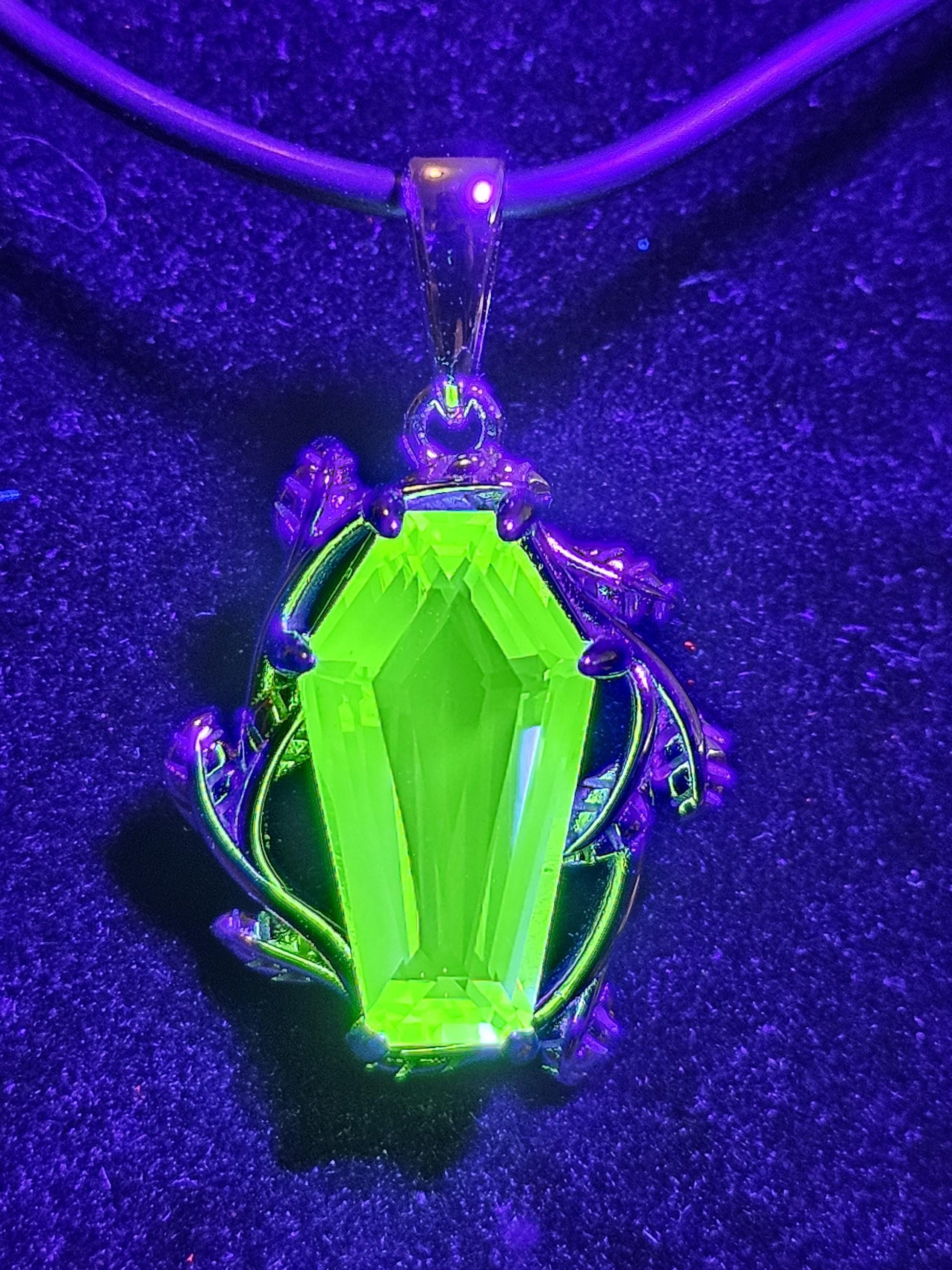 Uranium Glass Coffin cut Pendant in new Sterling Silver with Czech glass 14x8 mm Uranium Glass stone that glows under black / UV light