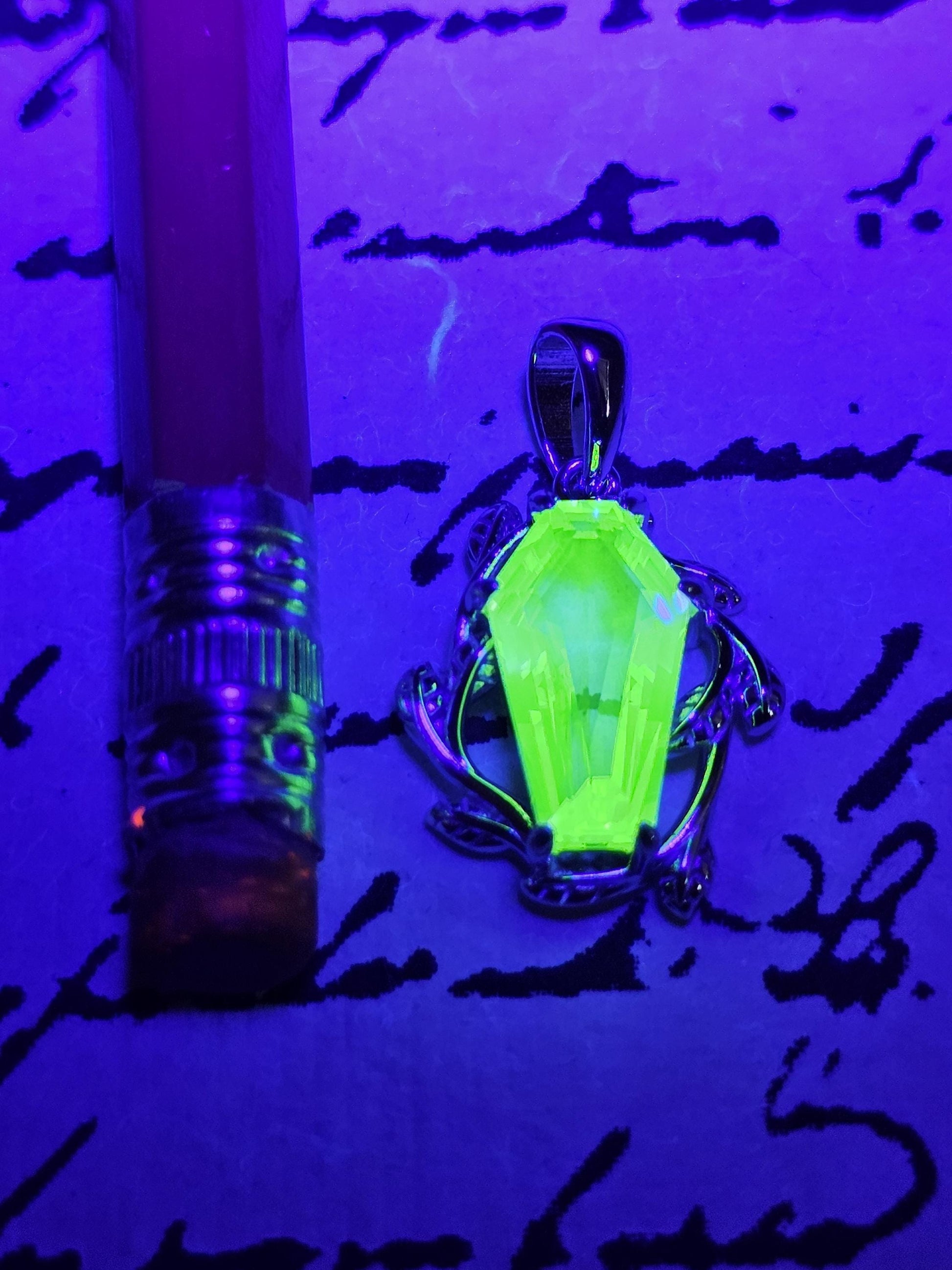 Uranium Glass Coffin cut Pendant in new Sterling Silver with Czech glass 14x8 mm Uranium Glass stone that glows under black / UV light