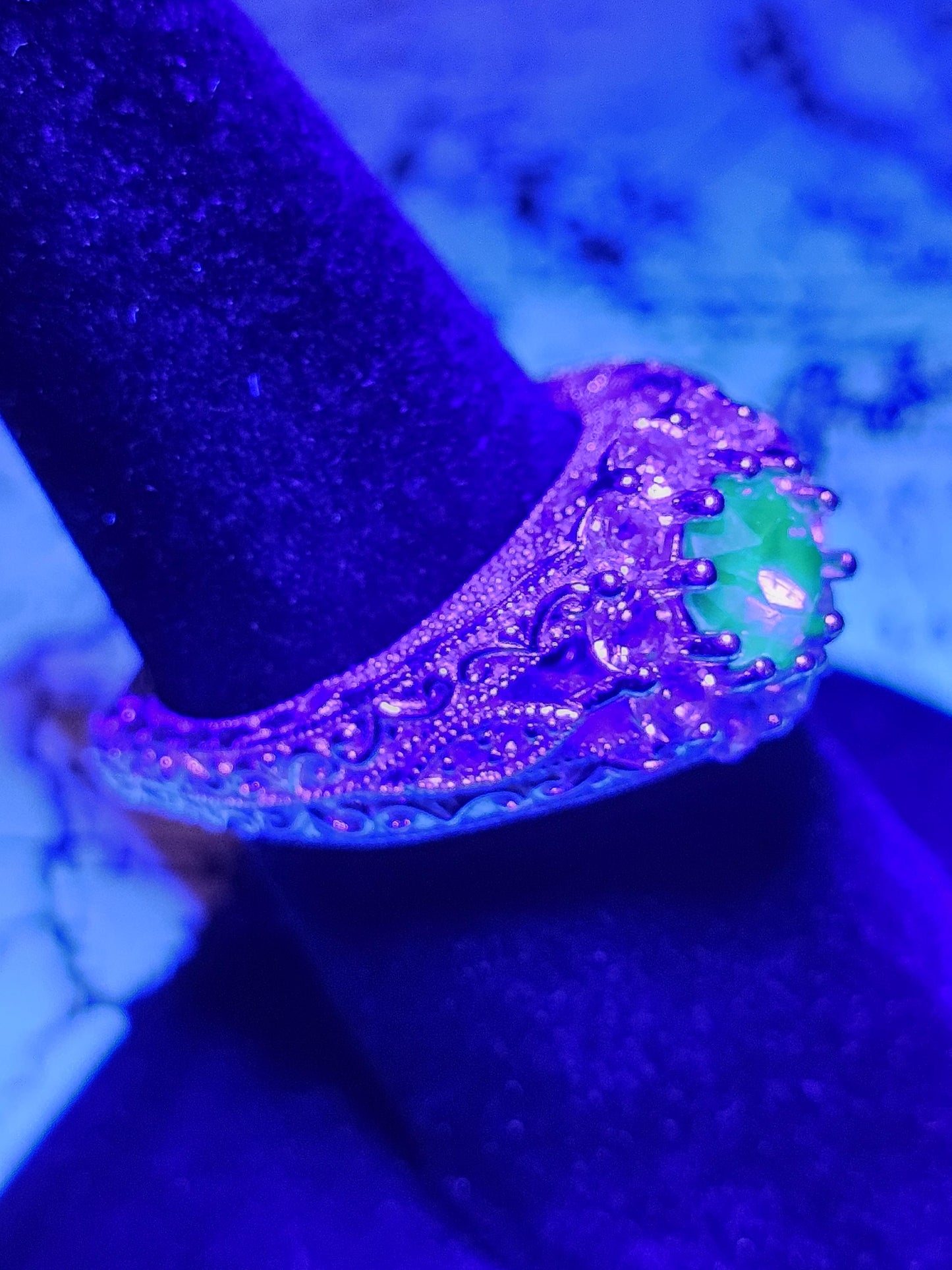 Uranium Glass Round cut Ring Old Euro style new Sterling Silver size 7 vintage rare Blue Uranium glass stone that glows under black/UV light