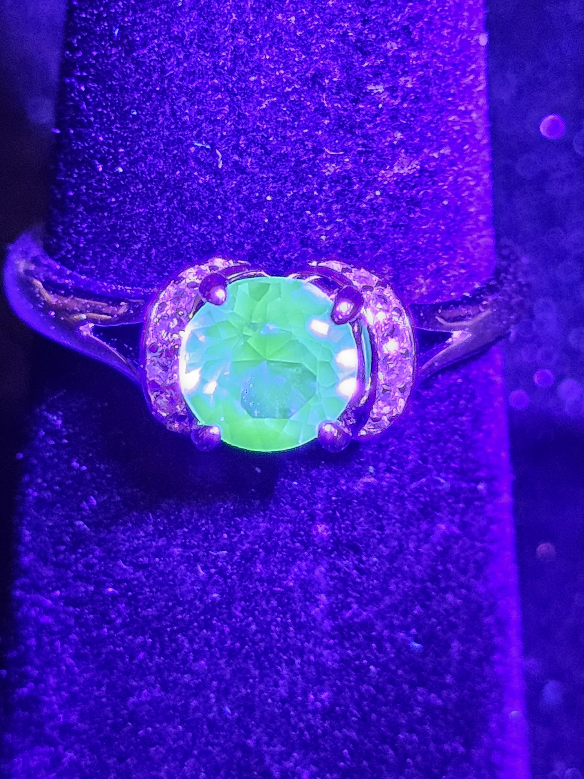 Uranium Glass Round cut Ring half Halo style new Sterling Silver sz. 7 vintage rare Blue Uranium glass stone that glows under black/UV light