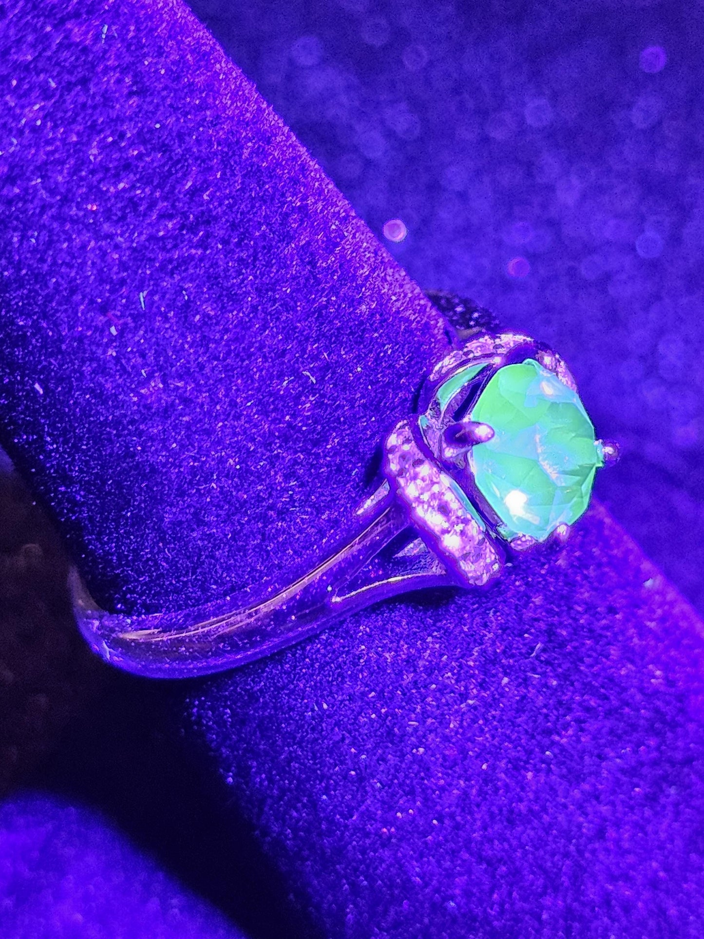 Uranium Glass Round cut Ring half Halo style new Sterling Silver sz. 7 vintage rare Blue Uranium glass stone that glows under black/UV light