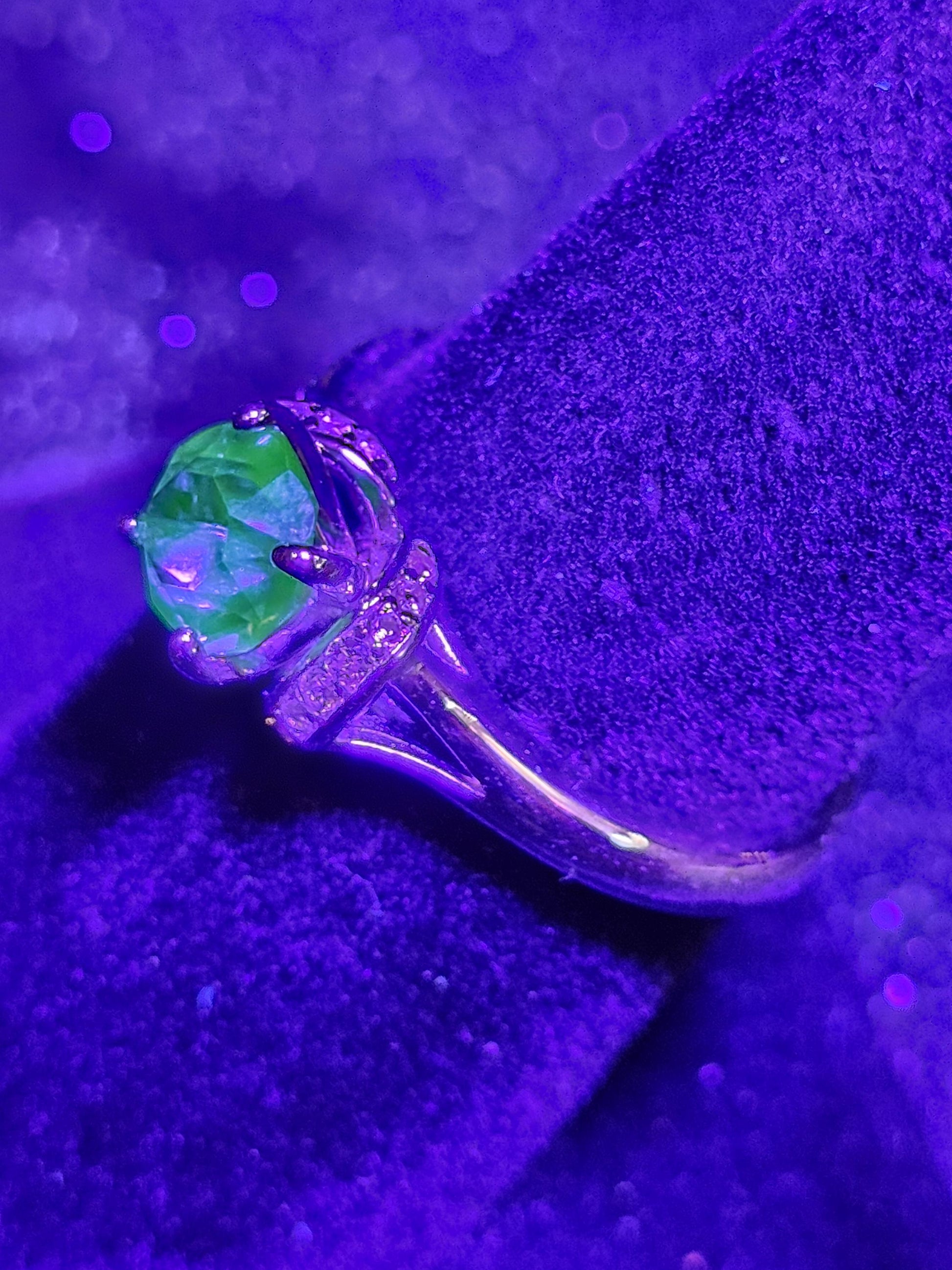 Uranium Glass Round cut Ring half Halo style new Sterling Silver sz. 7 vintage rare Blue Uranium glass stone that glows under black/UV light