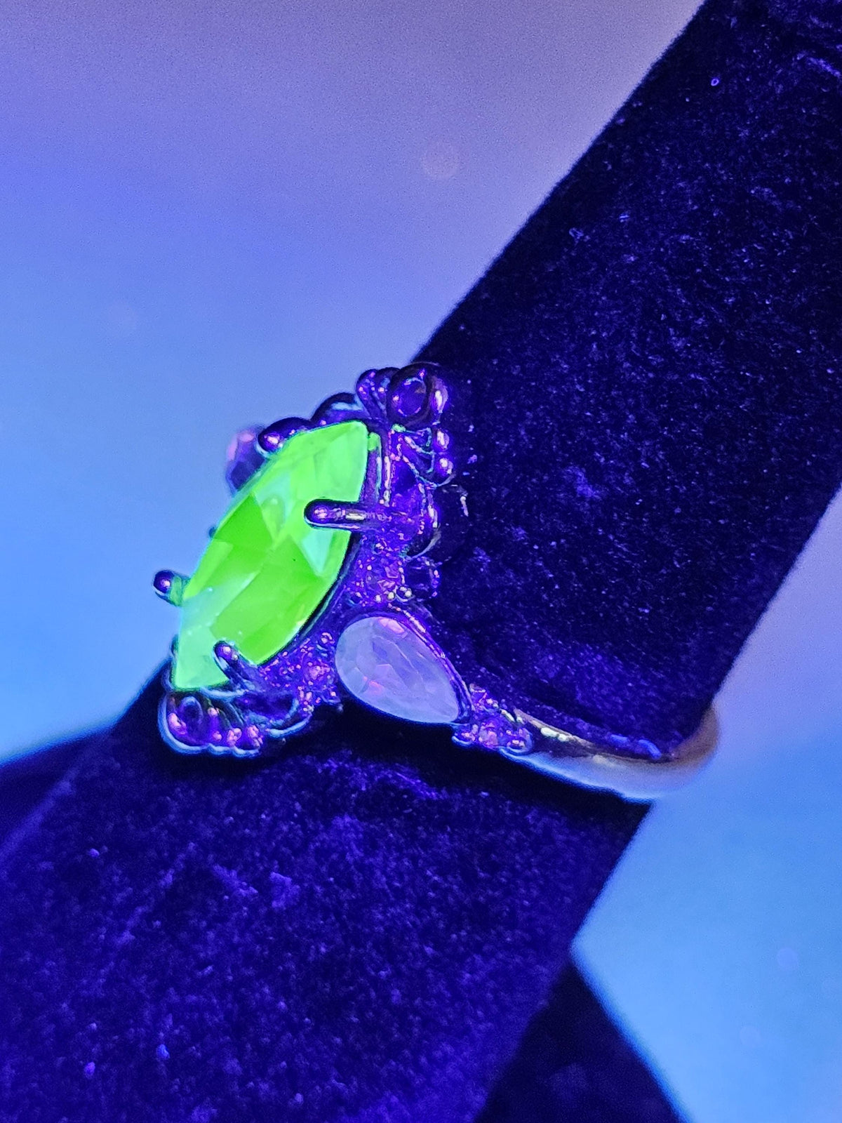Uranium Glass Marquise cut Ring Size 5 scorpion pattern Sterling Silver with a vintage Uranium glass stone that glows under black/UV light