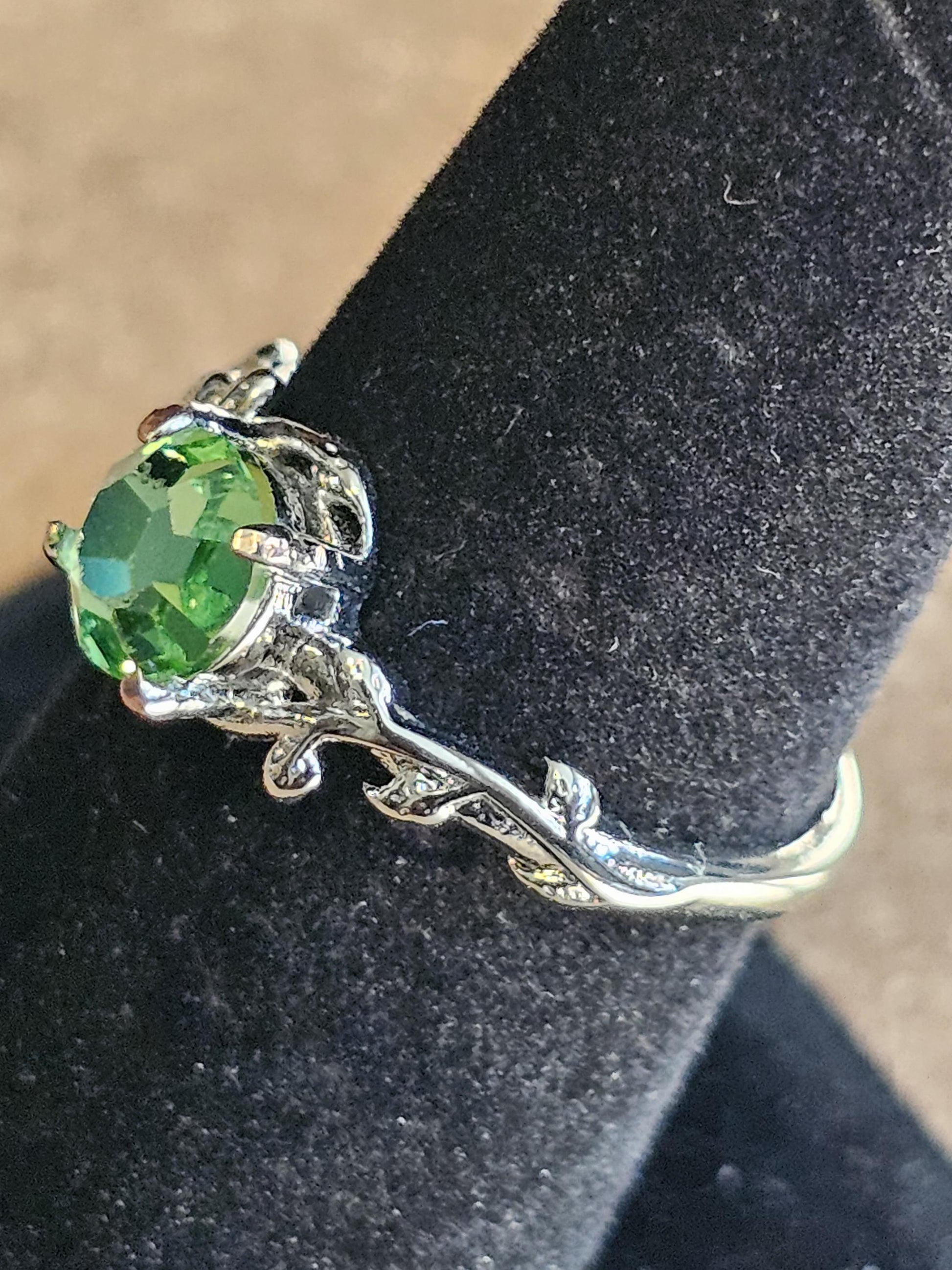 Uranium Glass Adjustable Ring new Sterling Silver Round cut 6 mm gree colored vintage Uranium glass stone that glows under black / UV light
