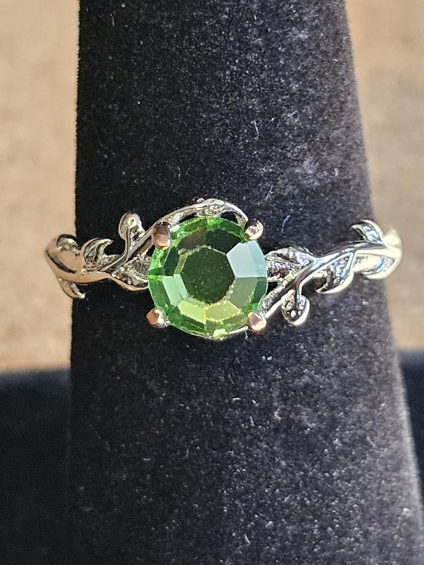 Uranium Glass Adjustable Ring new Sterling Silver Round cut 6 mm gree colored vintage Uranium glass stone that glows under black / UV light