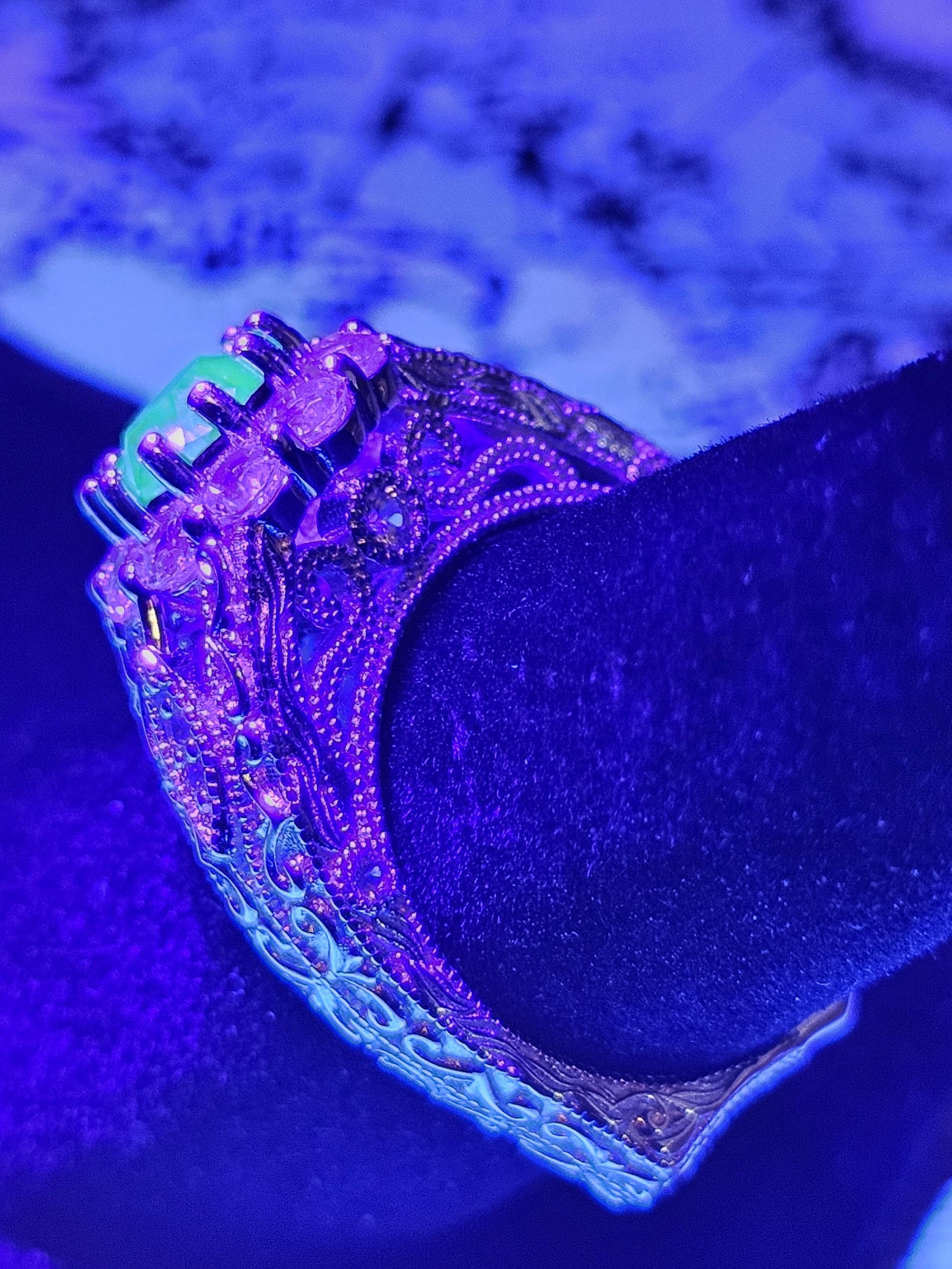 Uranium Glass Round cut Ring Old Euro style new Sterling Silver size 7 vintage rare Blue Uranium glass stone that glows under black/UV light