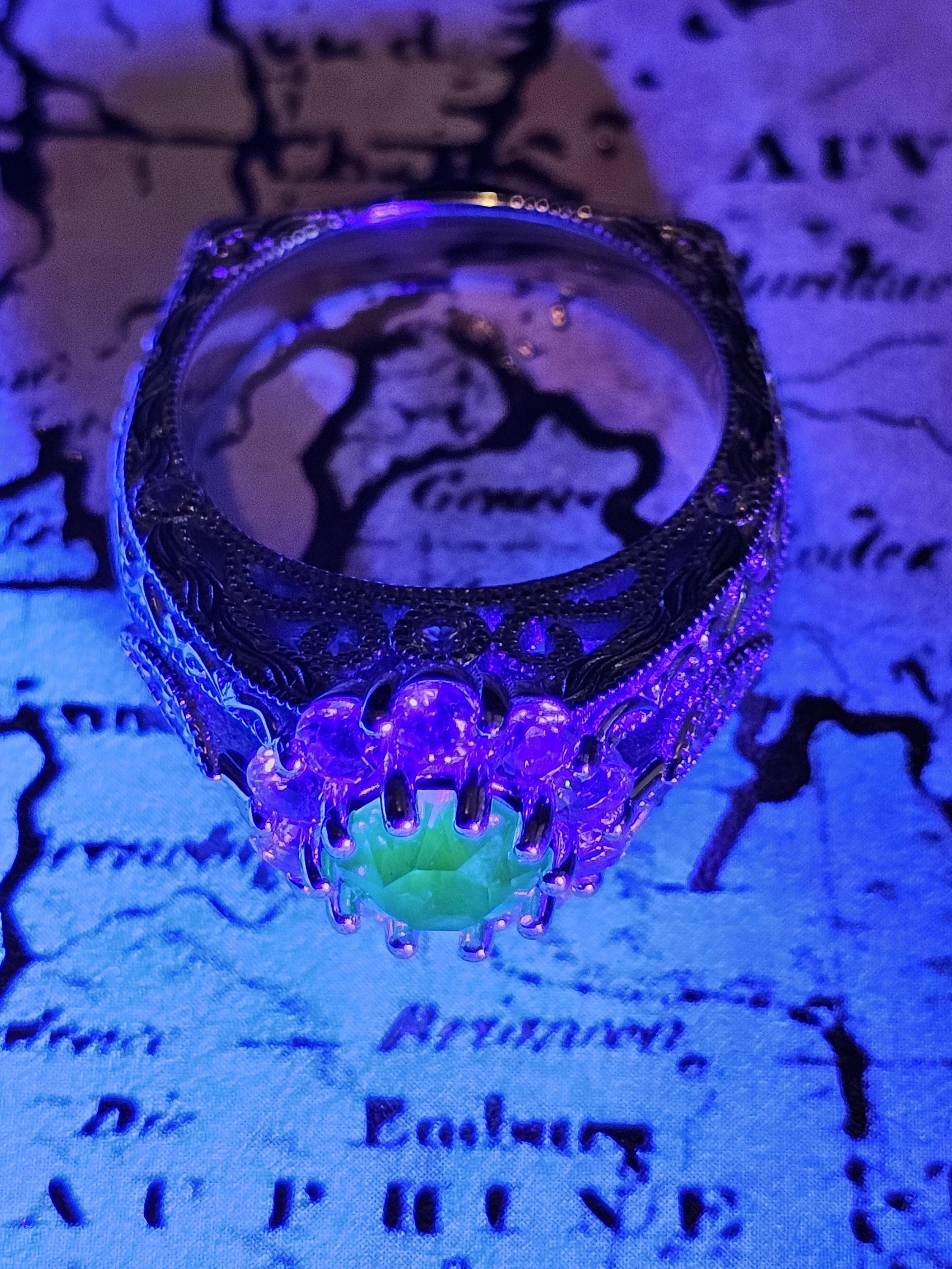 Uranium Glass Round cut Ring Old Euro style new Sterling Silver size 7 vintage rare Blue Uranium glass stone that glows under black/UV light