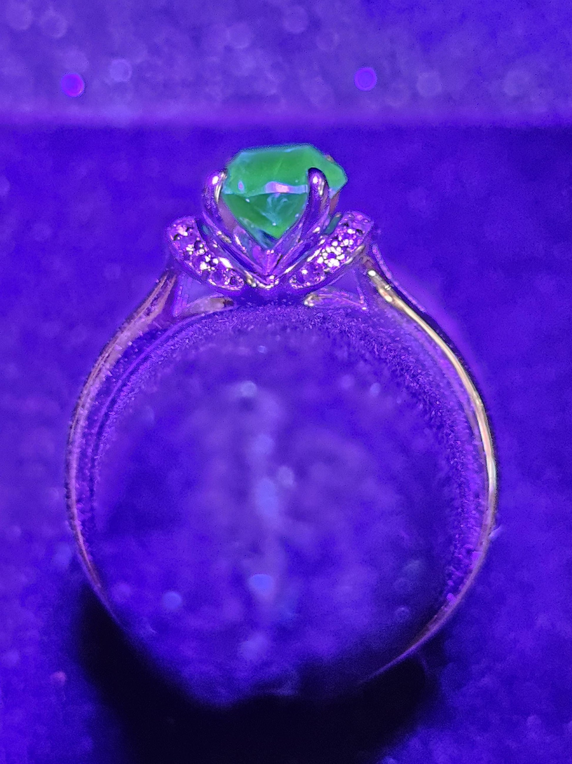 Uranium Glass Round cut Ring half Halo style new Sterling Silver sz. 7 vintage rare Blue Uranium glass stone that glows under black/UV light