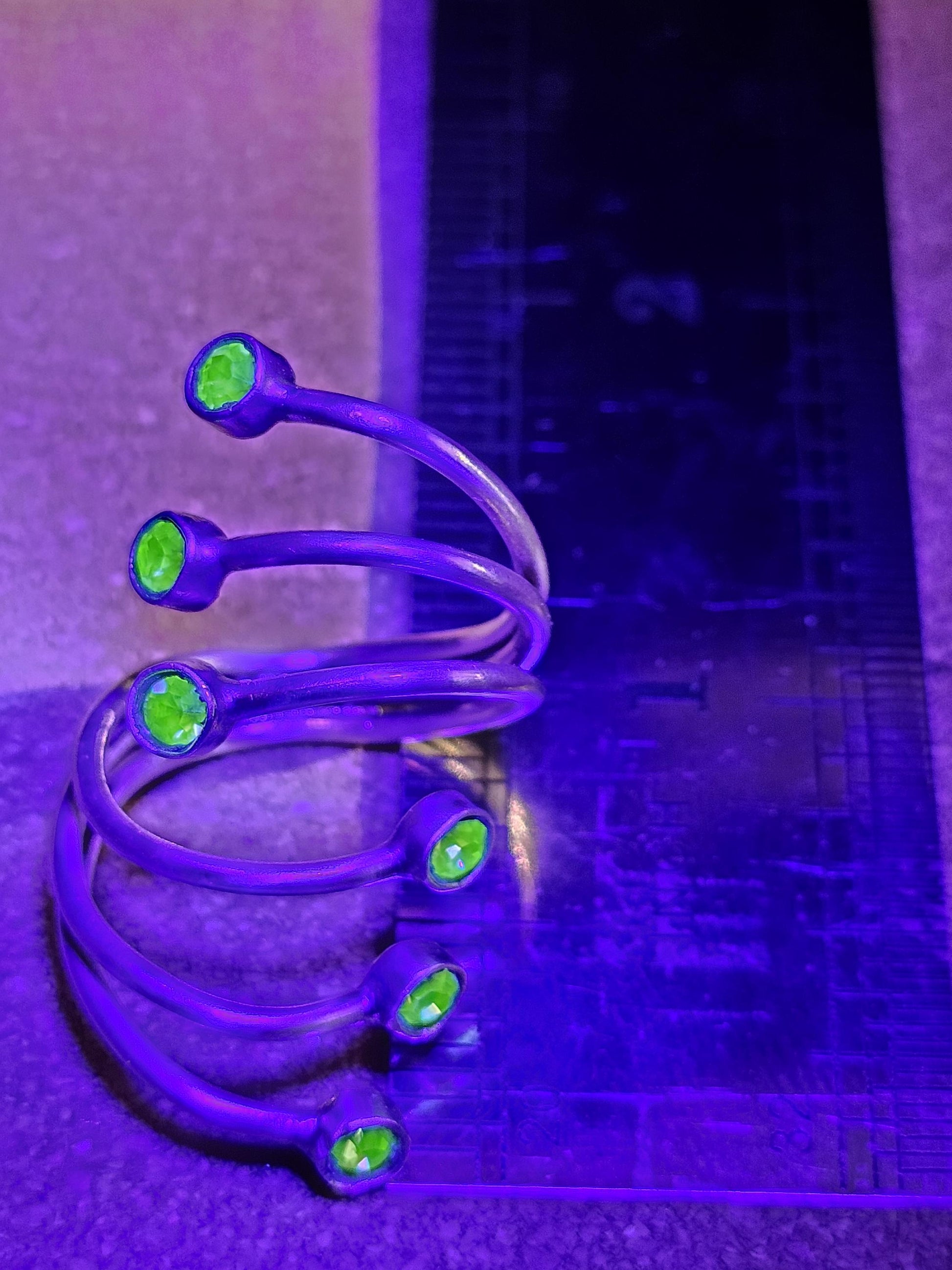 Uranium Glass Adjustable Ring new handcrafted Sterling Silver with six vintage 3 mm Uranium glass stones glow under black / UV light