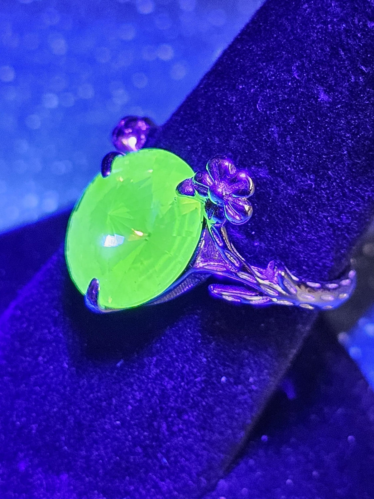 Uranium Glass Adjustable Ring new Sterling Silver Leaf/Branch design with vintage 12mm Uranium glass round stone glows under black/UV light