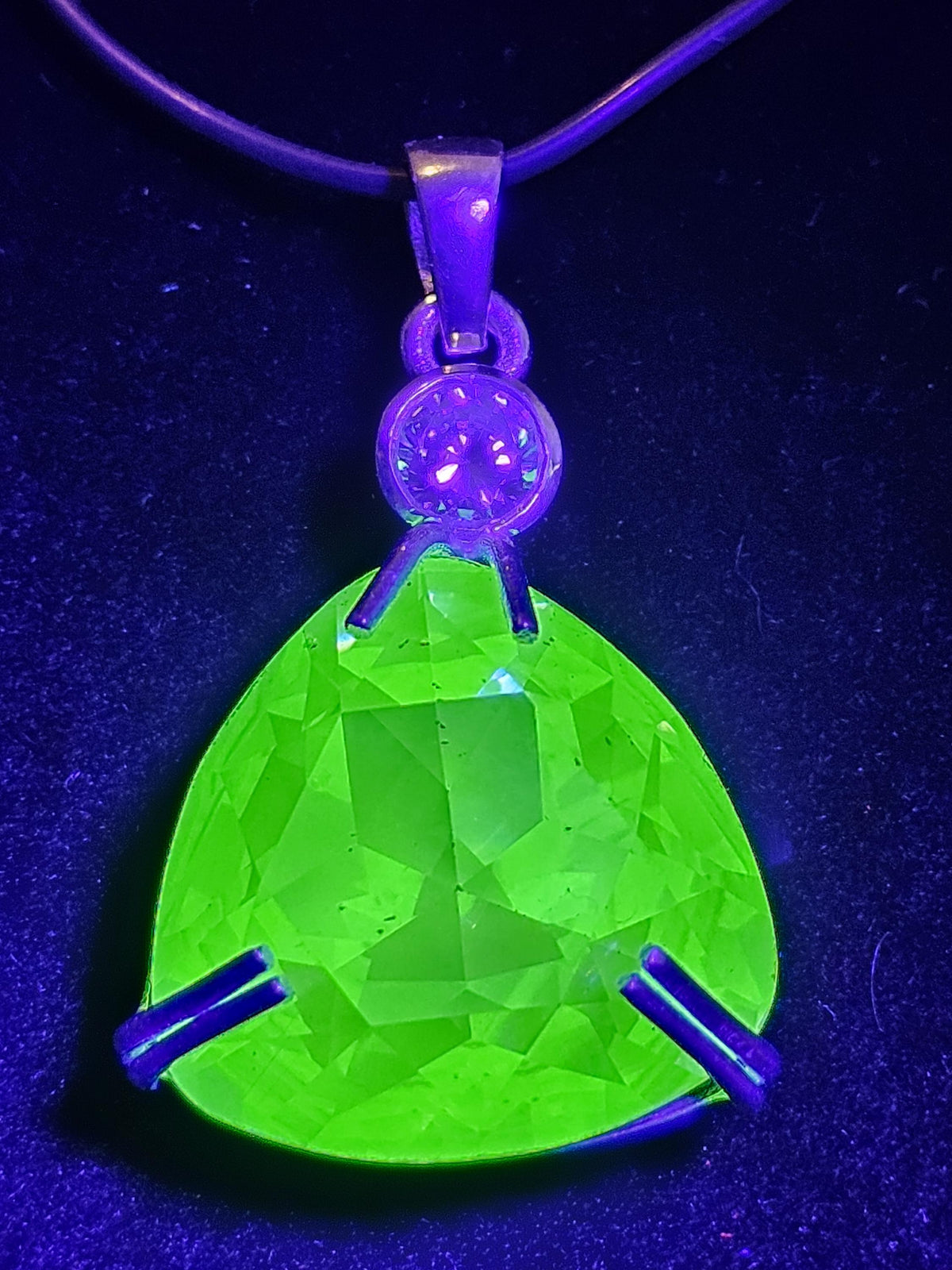 Uranium Glass Pendant in new Sterling Silver with a large 23 mm vintage Trillian cut Uranium Glass stone that glows under black / UV light