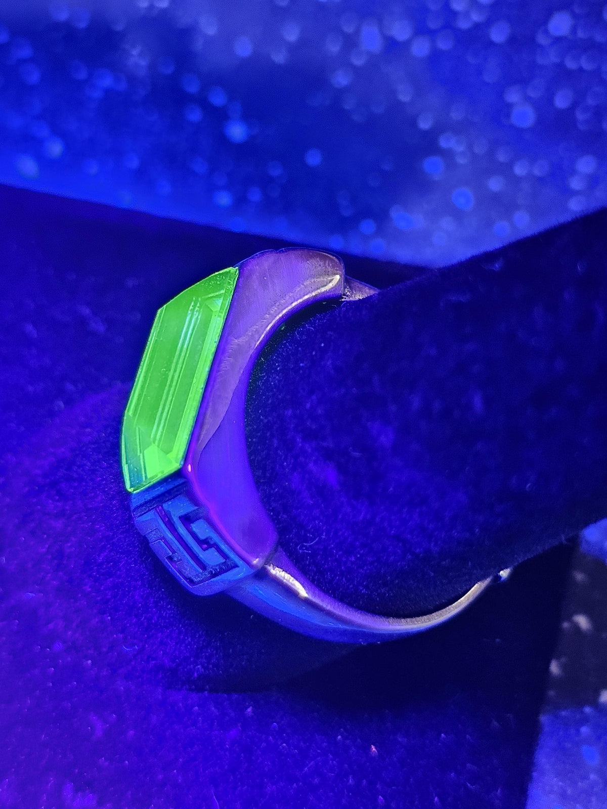 Uranium Glass Adjustable Ring new Sterling Silver Czechoslovakian 13x6 mm Uranium glass Emerald cut stone that glows under black / UV light