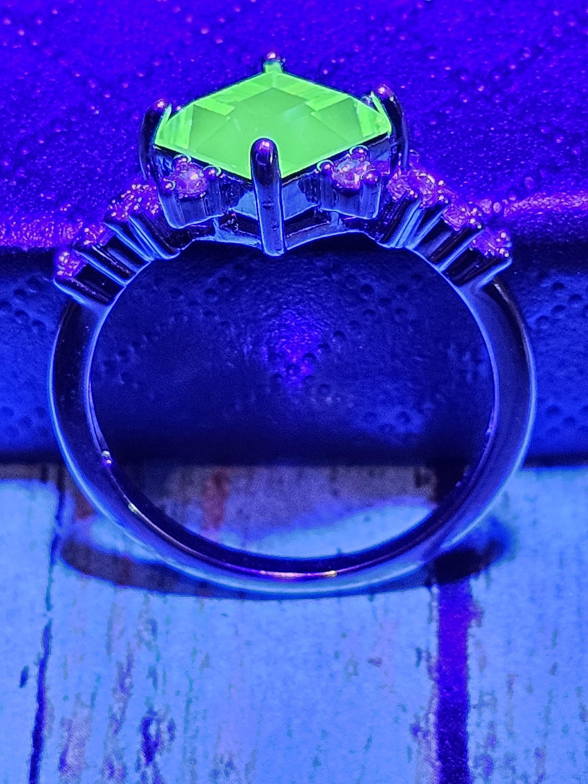 Uranium Glass Princess cut Ring with a 8 mm vintage Uranium glass stone that glows under black/UV light. Sterling Silver size 9.