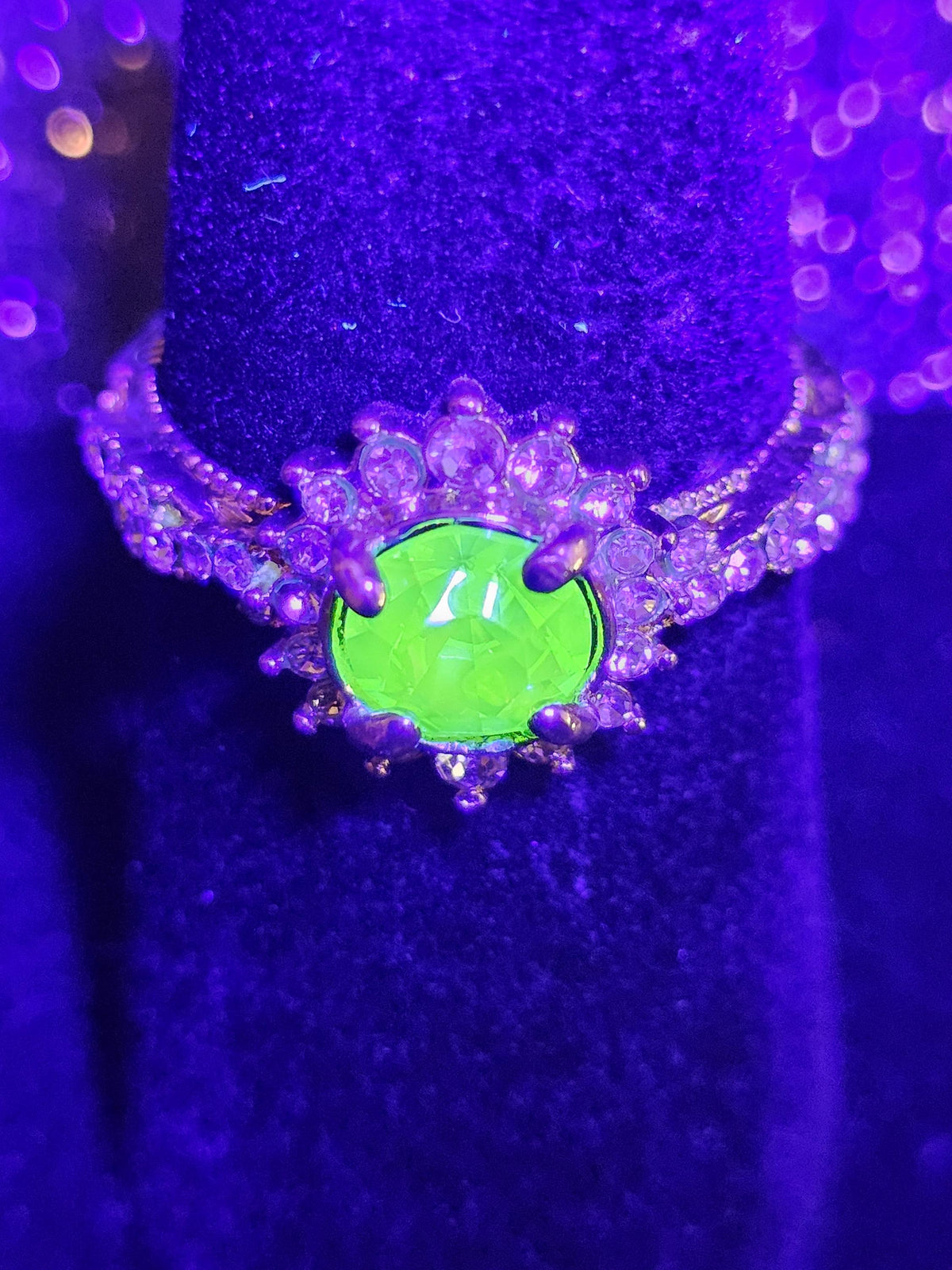 Uranium Glass Ring size 7 new Yellow Gold plated with a vintage 6 mm Round cut Uranium glass stone that glows under black / UV light