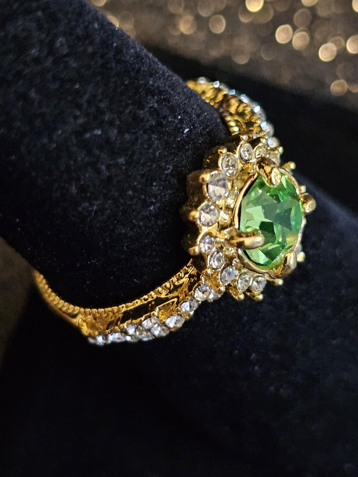 Uranium Glass Ring size 7 new Yellow Gold plated with a vintage 6 mm Round cut Uranium glass stone that glows under black / UV light