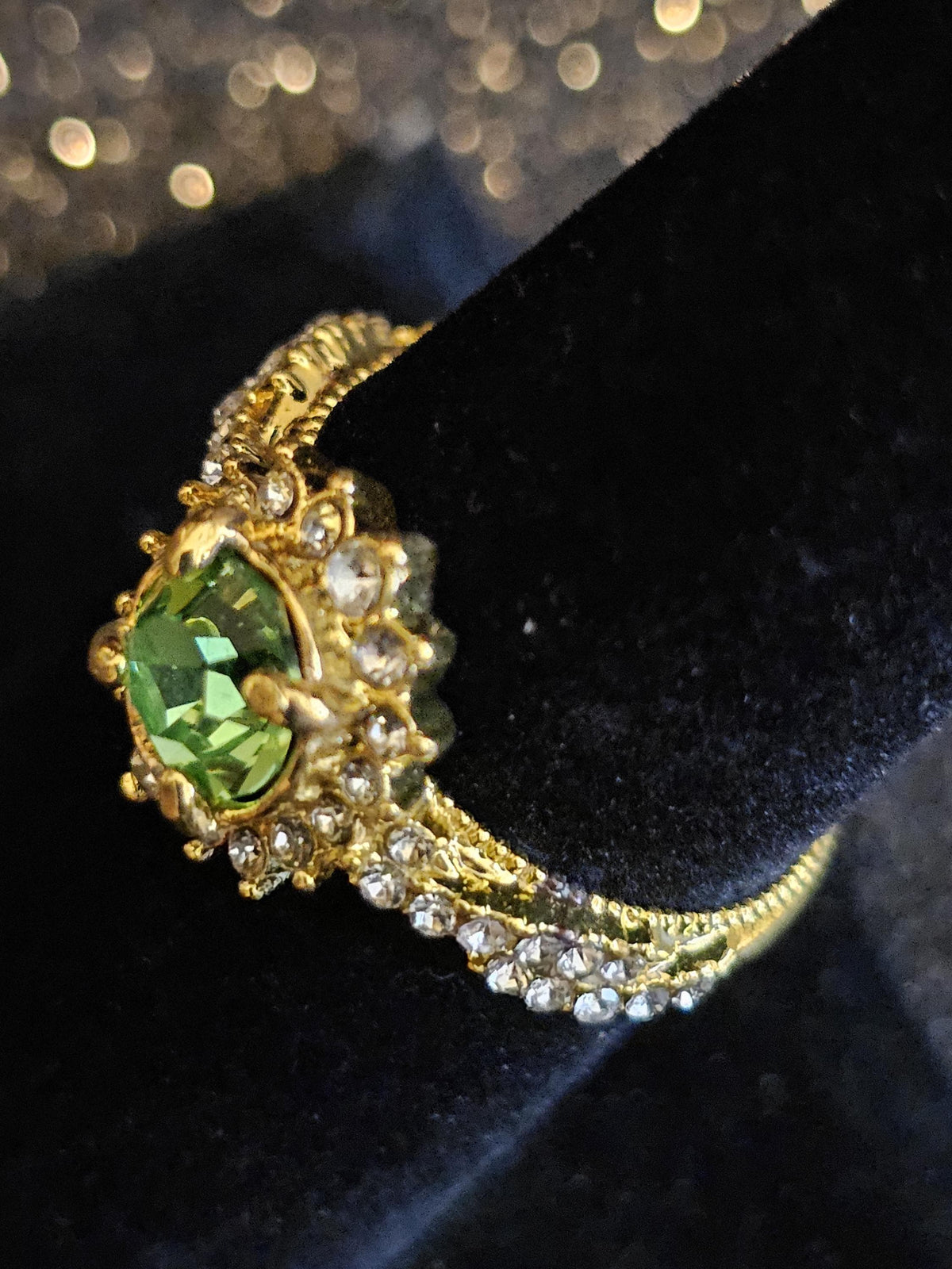 Uranium Glass Ring size 7 new Yellow Gold plated with a vintage 6 mm Round cut Uranium glass stone that glows under black / UV light