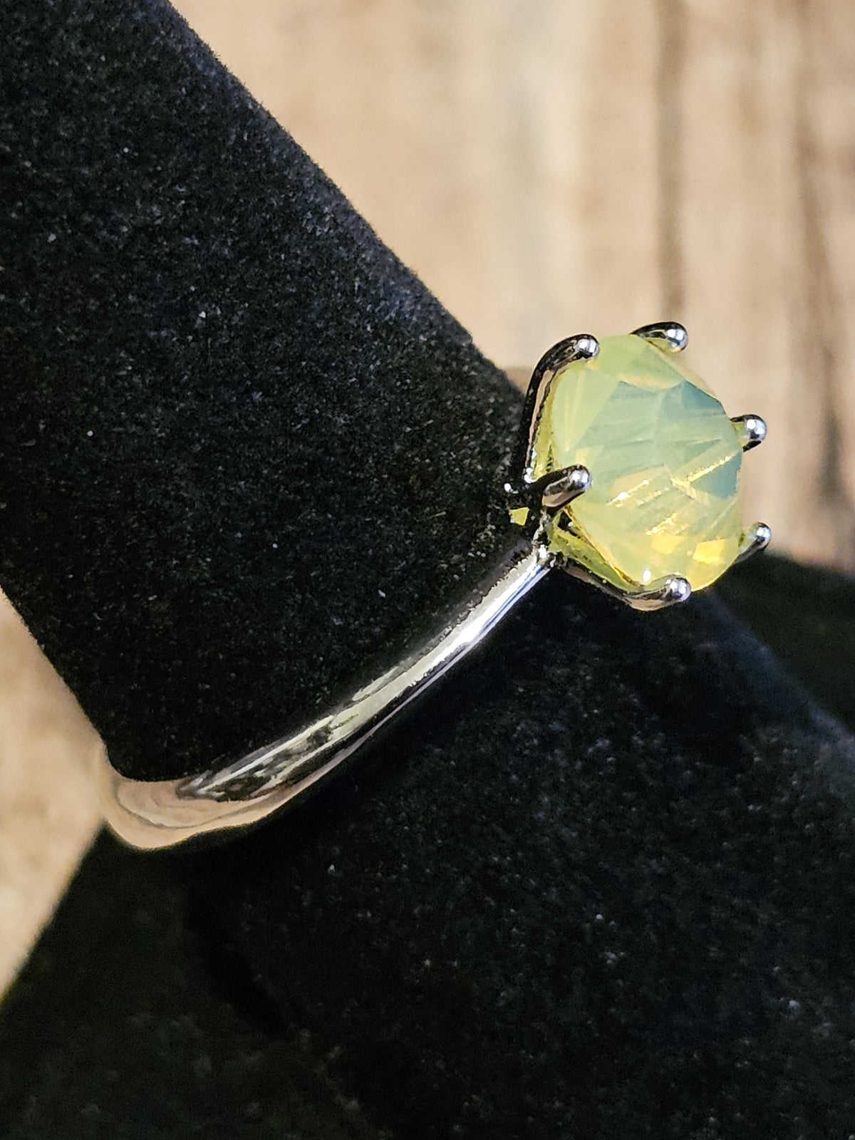 Uranium Glass Round cut Solitaire Ring size 8 in new Sterling Silver with a Yellow 8mm Uranium glass stone that glows under black/UV light