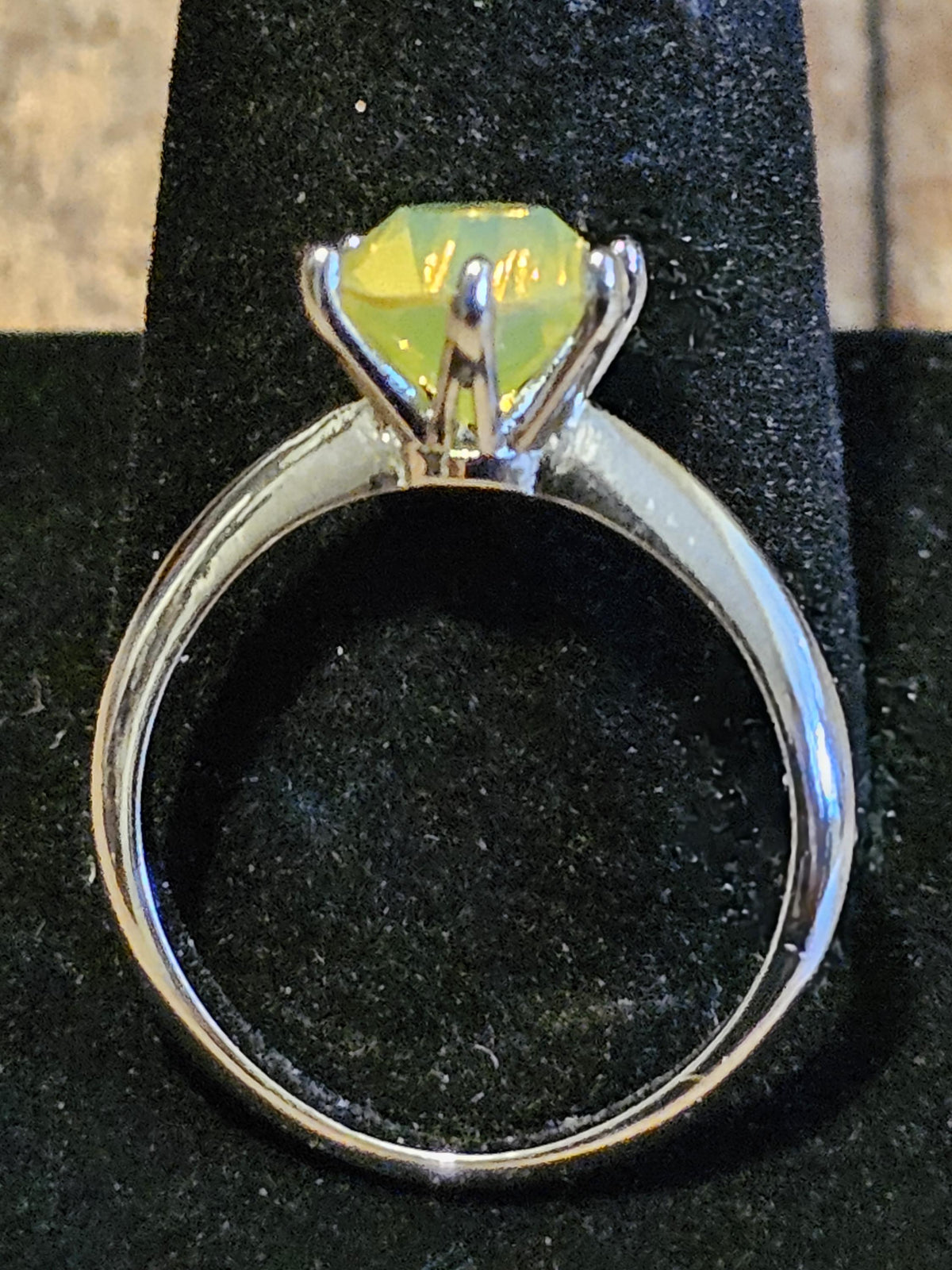Uranium Glass Round cut Solitaire Ring size 8 in new Sterling Silver with a Yellow 8mm Uranium glass stone that glows under black/UV light