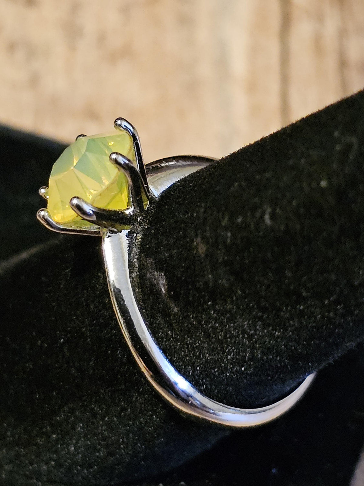 Uranium Glass Round cut Solitaire Ring size 8 in new Sterling Silver with a Yellow 8mm Uranium glass stone that glows under black/UV light