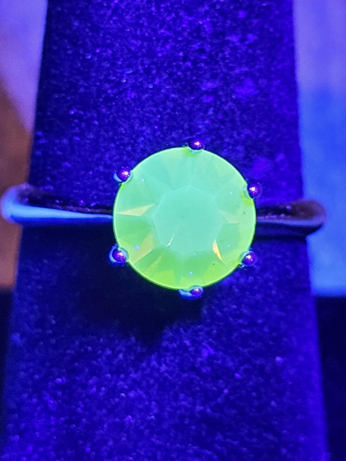 Uranium Glass Round cut Solitaire Ring size 8 in new Sterling Silver with a Yellow 8mm Uranium glass stone that glows under black/UV light