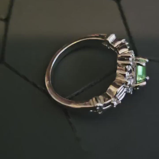 Uranium Glass Princess cut Ring READ DESCRIPTION size 5/6/7 new Sterling Silver vintage Uranium glass stone that glows under black/UV light