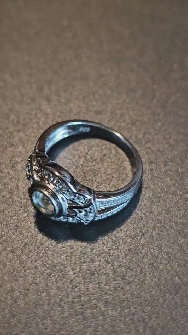 Uranium Glass Round cut Ring size 7 new Sterling Silver with refurbished  5 mm vintage Uranium glass stone that glows under black / UV light