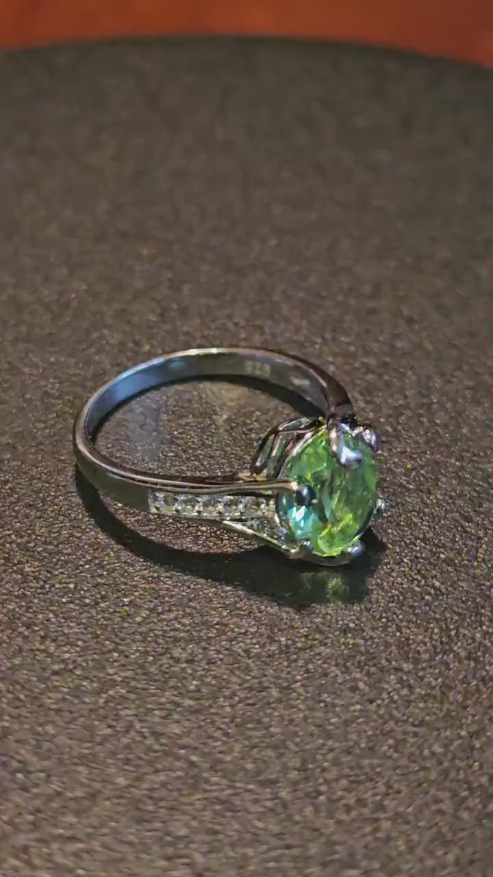 Uranium Glass Oval cut Ring size 8.5 in new Sterling Silver with a vintage 10x8 mm Uranium glass stone that glows under black / UV light