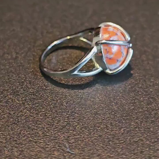 Cadmium Glass "Lava" Ring in size 7 Sterling Silver with vintage round cut 13mm Cadmium glass stones that glows under black / UV light