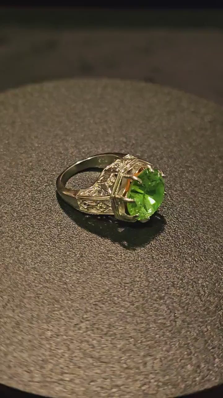 Uranium Glass Round cut Ring size 6.5, 7, 7.5 new Sterling Silver with a large vintage Uranium glass stone that glows under black / UV light