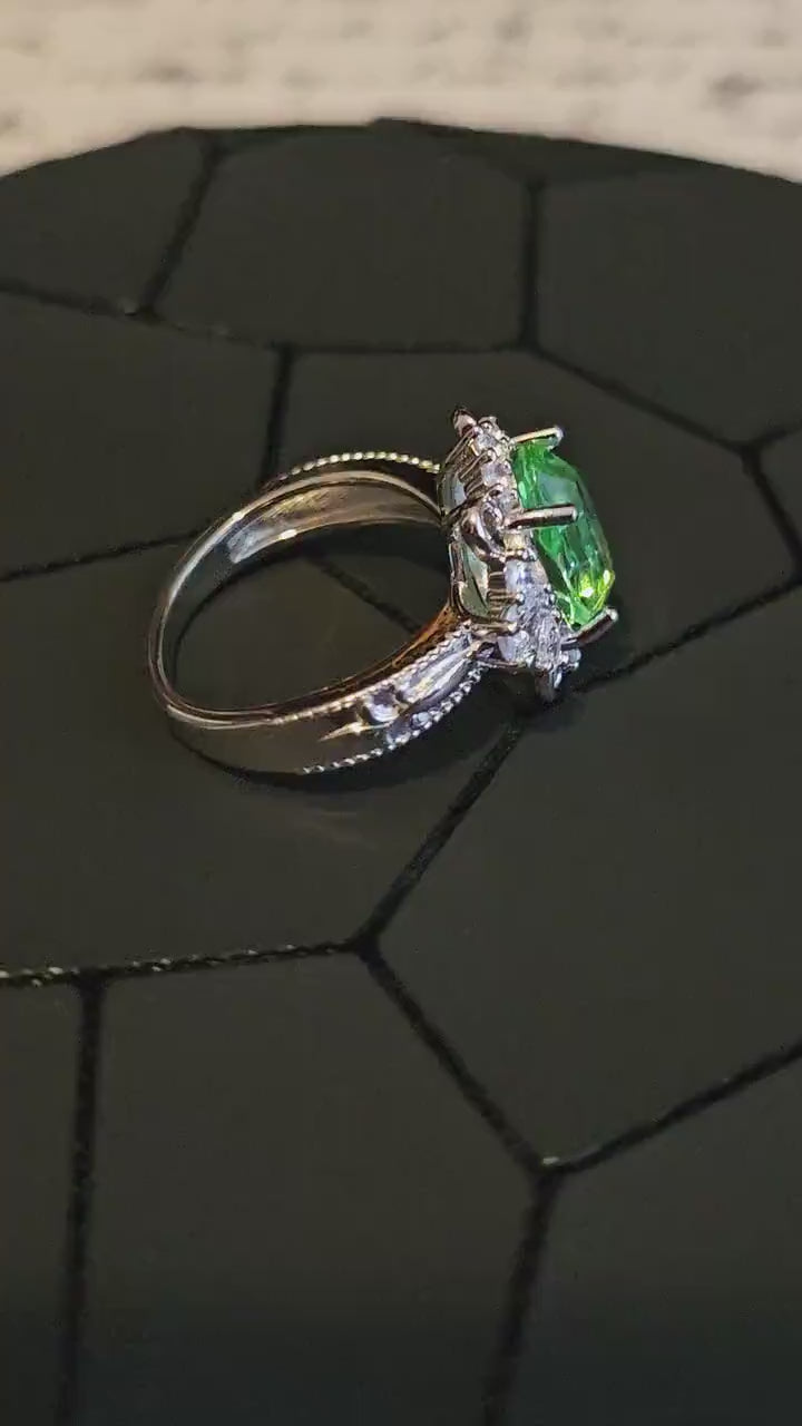 Uranium Glass Oval cut Ring Art Deco style size 7 with a vintage Uranium glass 12x8 mm Oval cut stone that glows under black / UV light