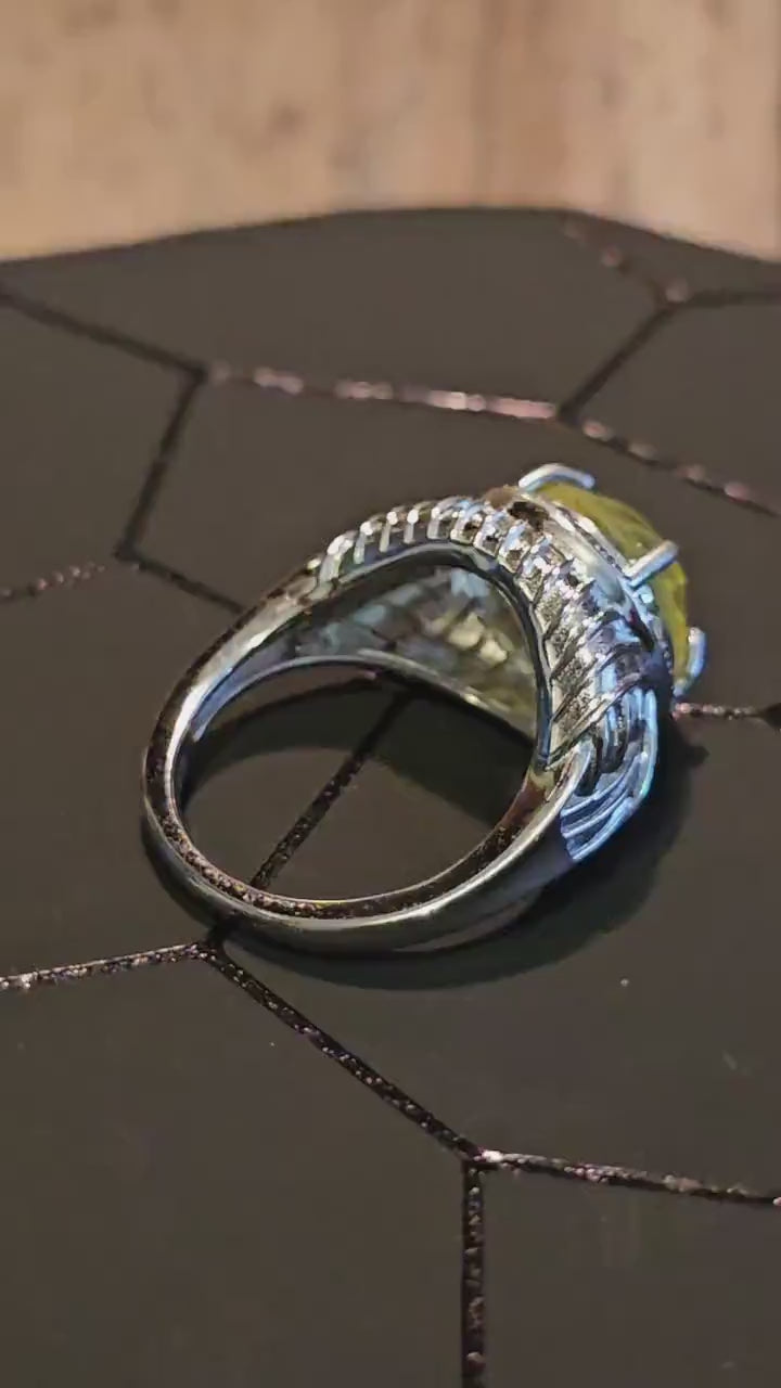 Uranium Glass Round cut Ring size 8.5 New Vintage style Sterling Silver with a vintage Uranium glass stone that glows under black/UV light