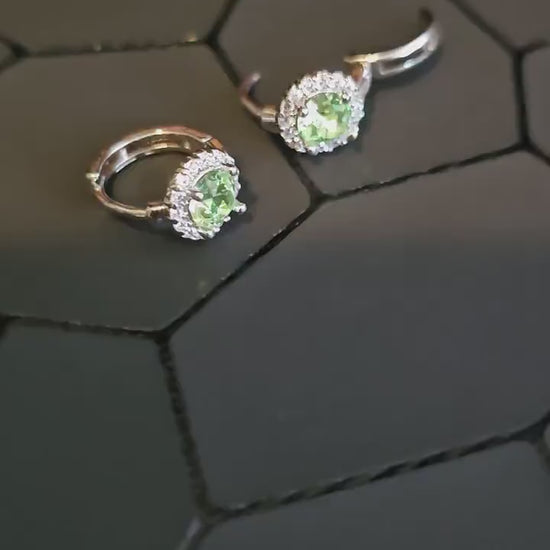 Uranium Glass Earrings READ DESCRIPTION with 5 mm Vintage round cut Uranium Glass stones that glow under black/UV light
