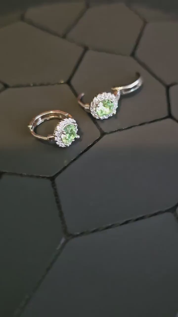 Uranium Glass Earrings READ DESCRIPTION with 5 mm Vintage round cut Uranium Glass stones that glow under black/UV light
